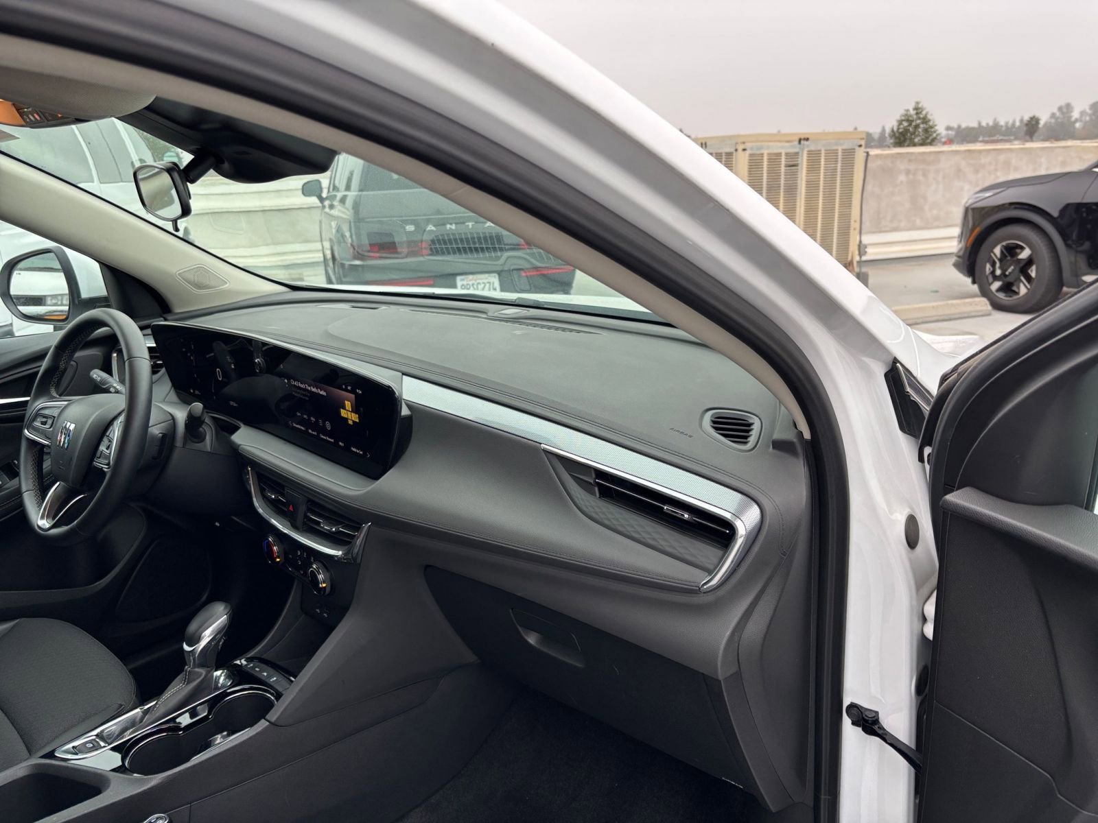 Thumbnail: 2025 Buick Encore GX - 33