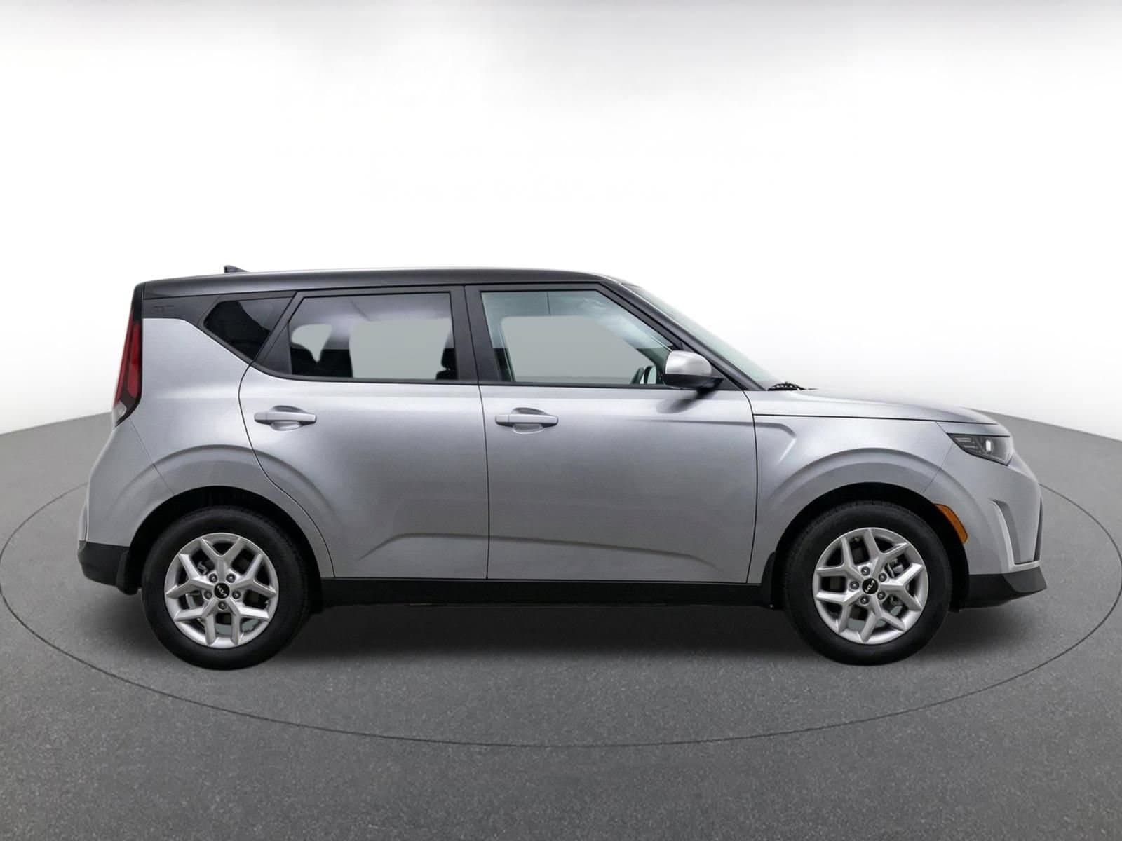Thumbnail: 2025 Kia Soul - 10