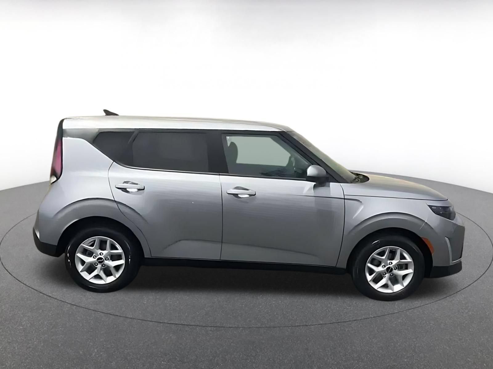 Thumbnail: 2025 Kia Soul - 16