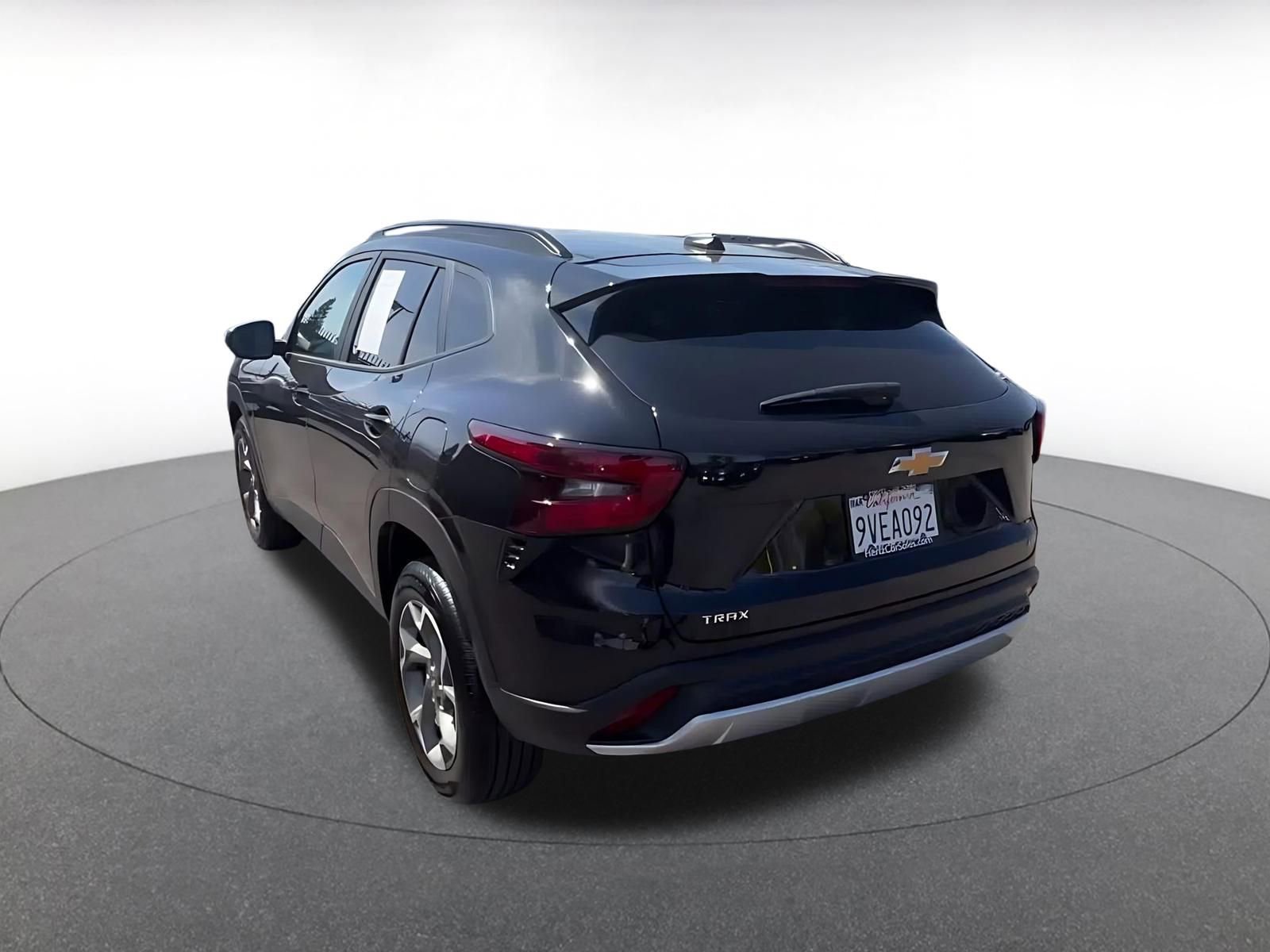 Thumbnail: 2025 Chevrolet Trax - 11