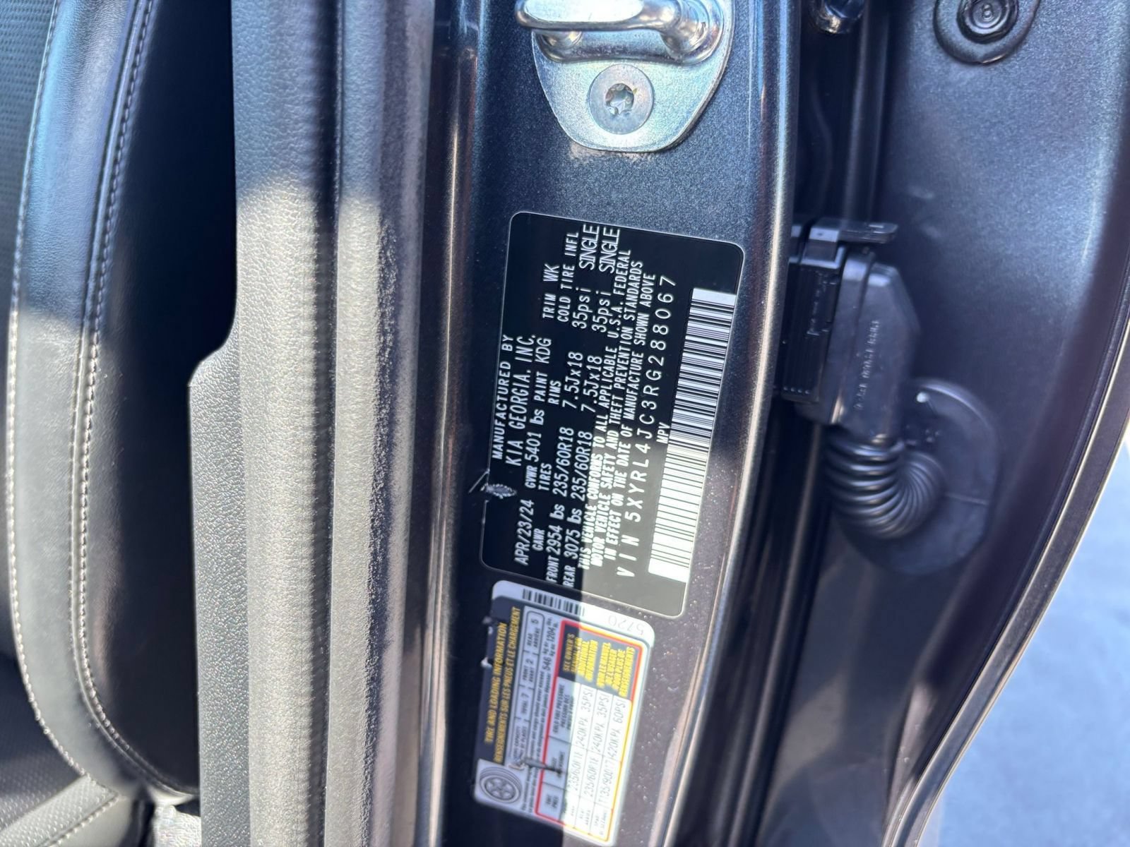 Thumbnail: 2024 Kia Sorento - 32
