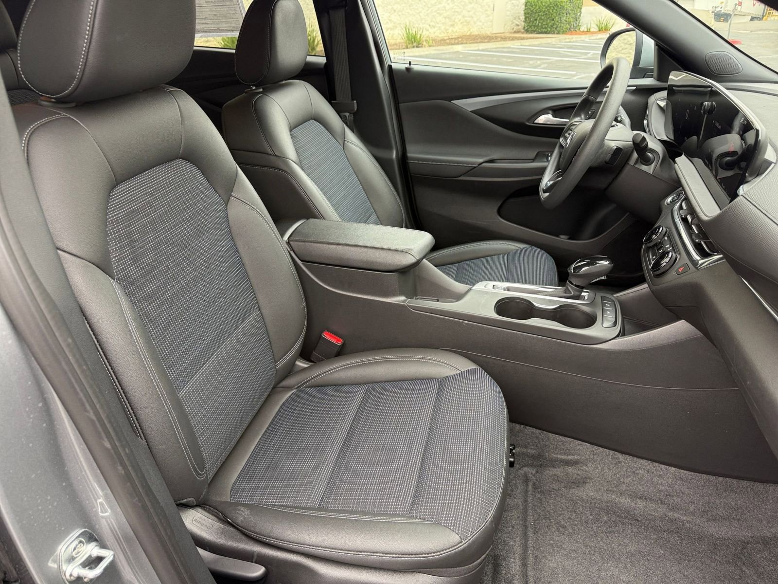 Thumbnail: 2025 Buick Envista - 34