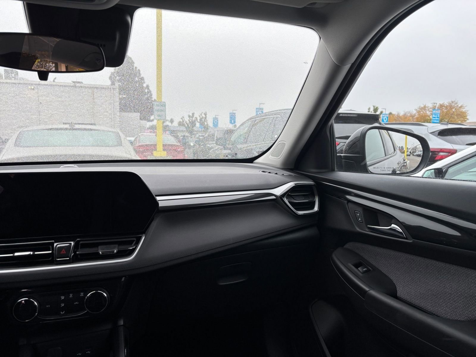 Thumbnail: 2025 Chevrolet TrailBlazer - 33