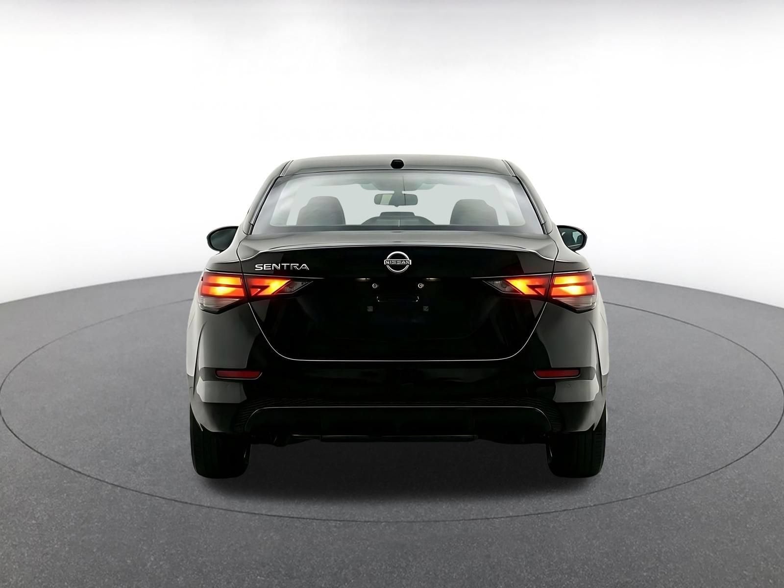 Thumbnail: 2025 Nissan Sentra - 8