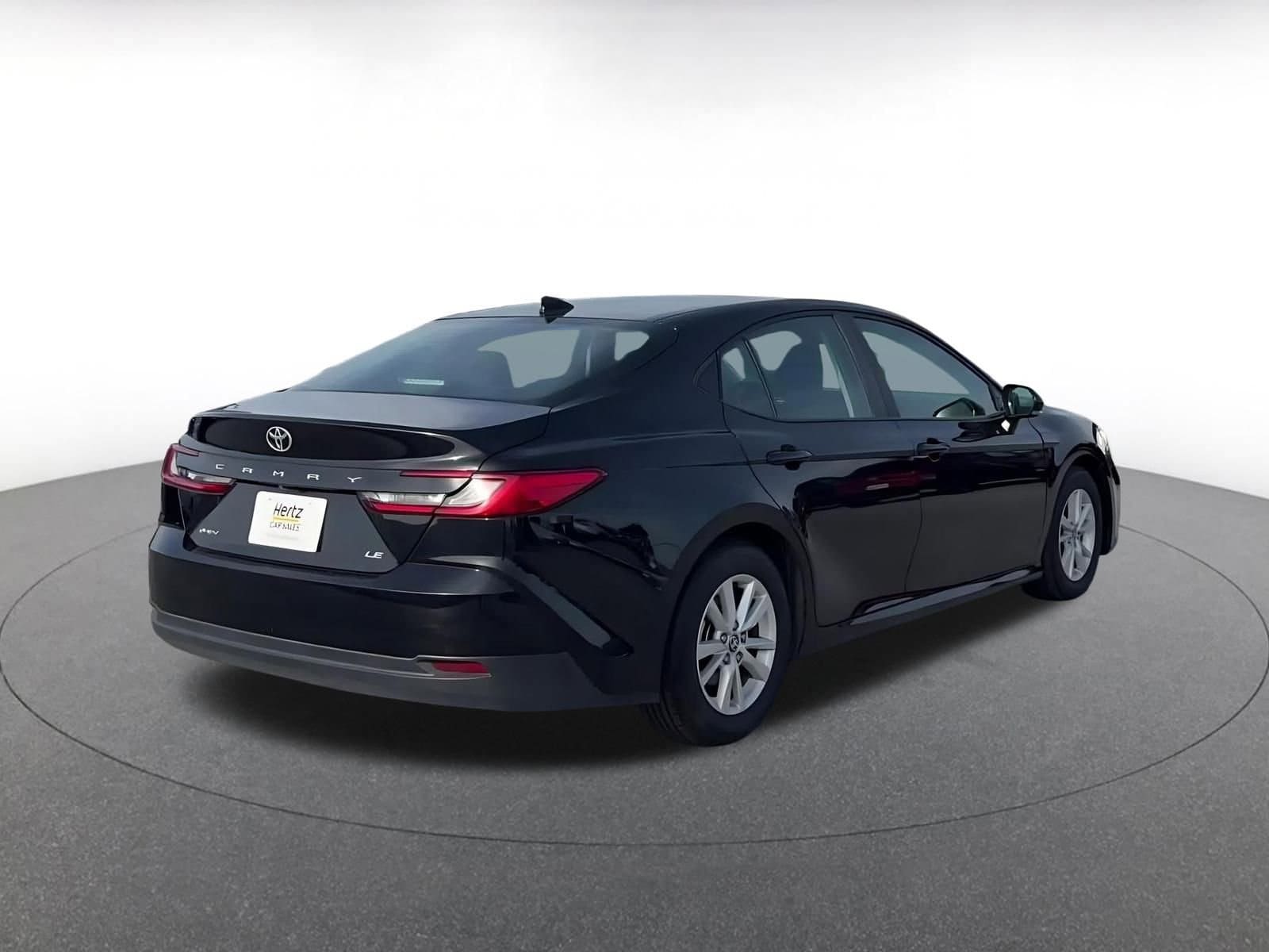 Thumbnail: 2025 Toyota Camry - 14