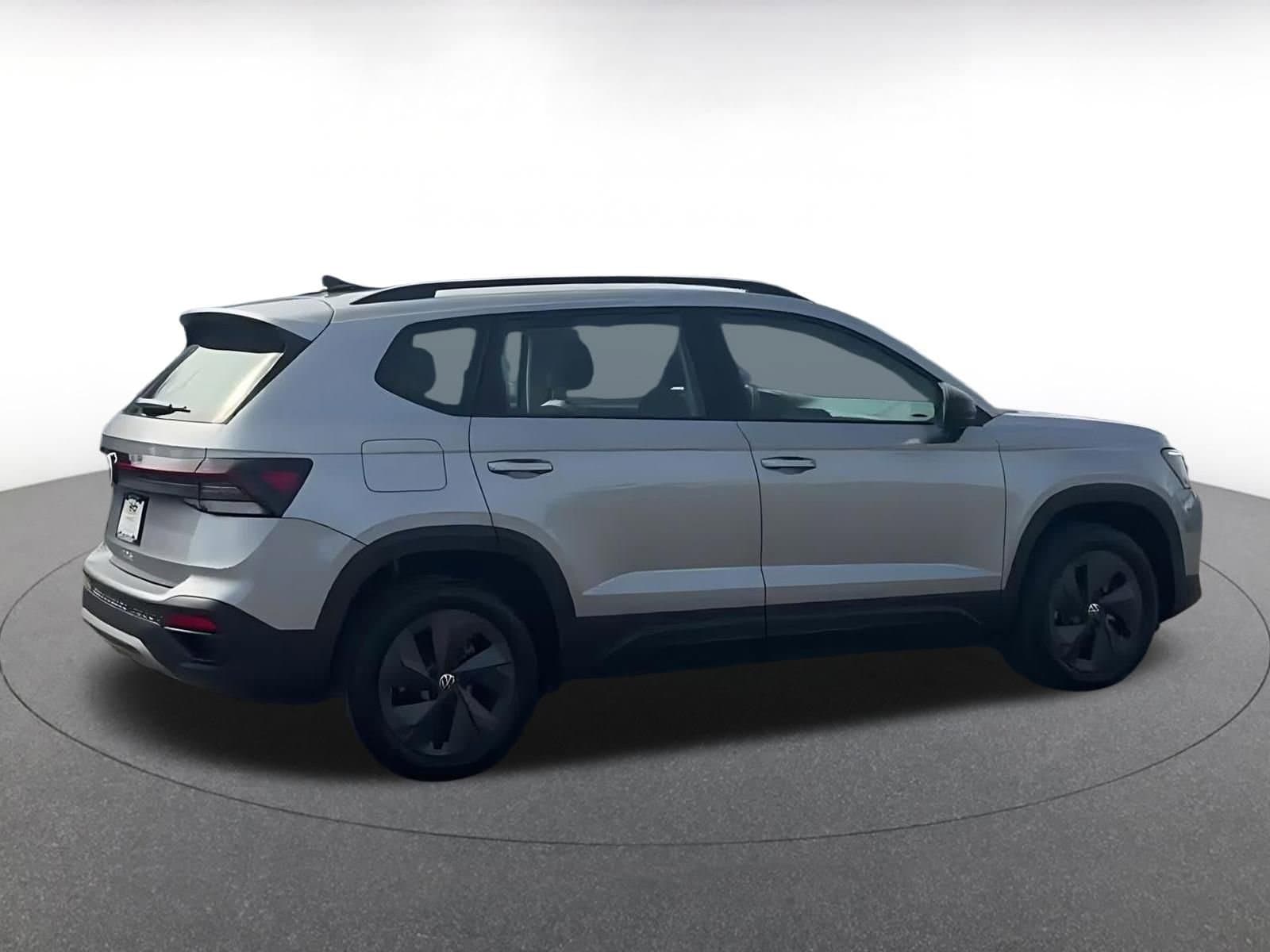 Thumbnail: 2025 Volkswagen Taos - 15