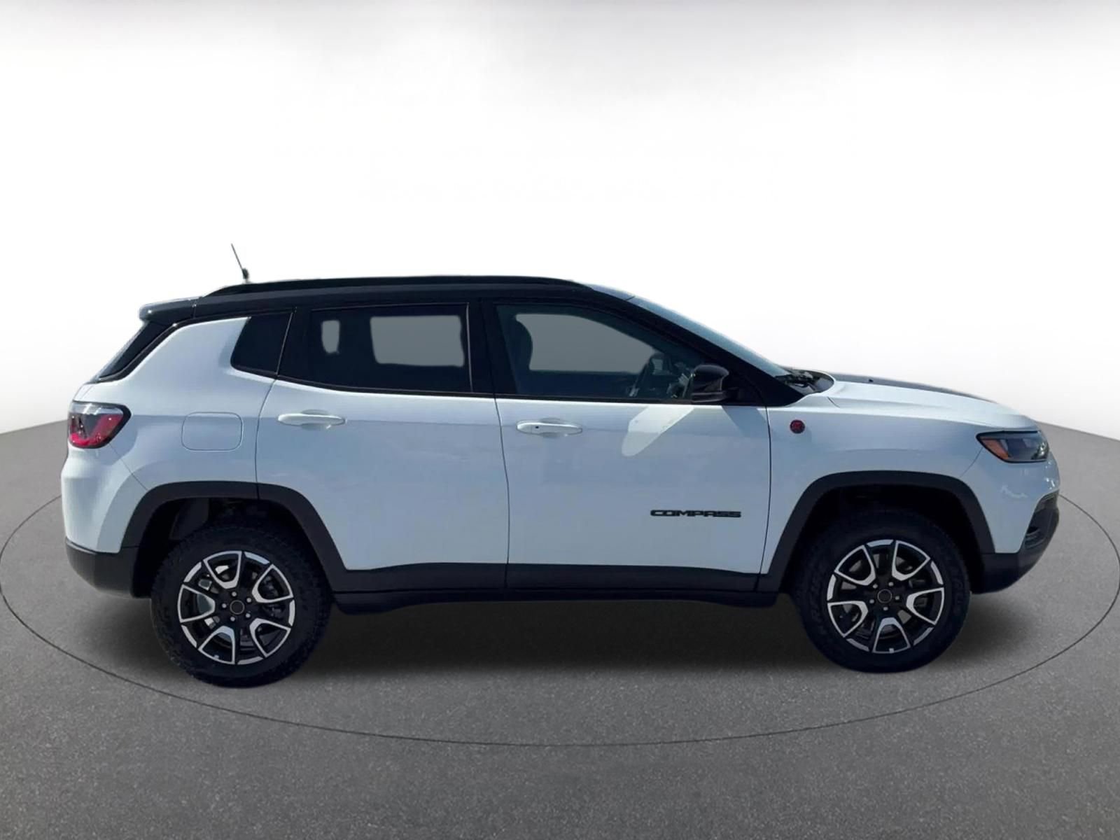 Thumbnail: 2025 Jeep Compass - 16