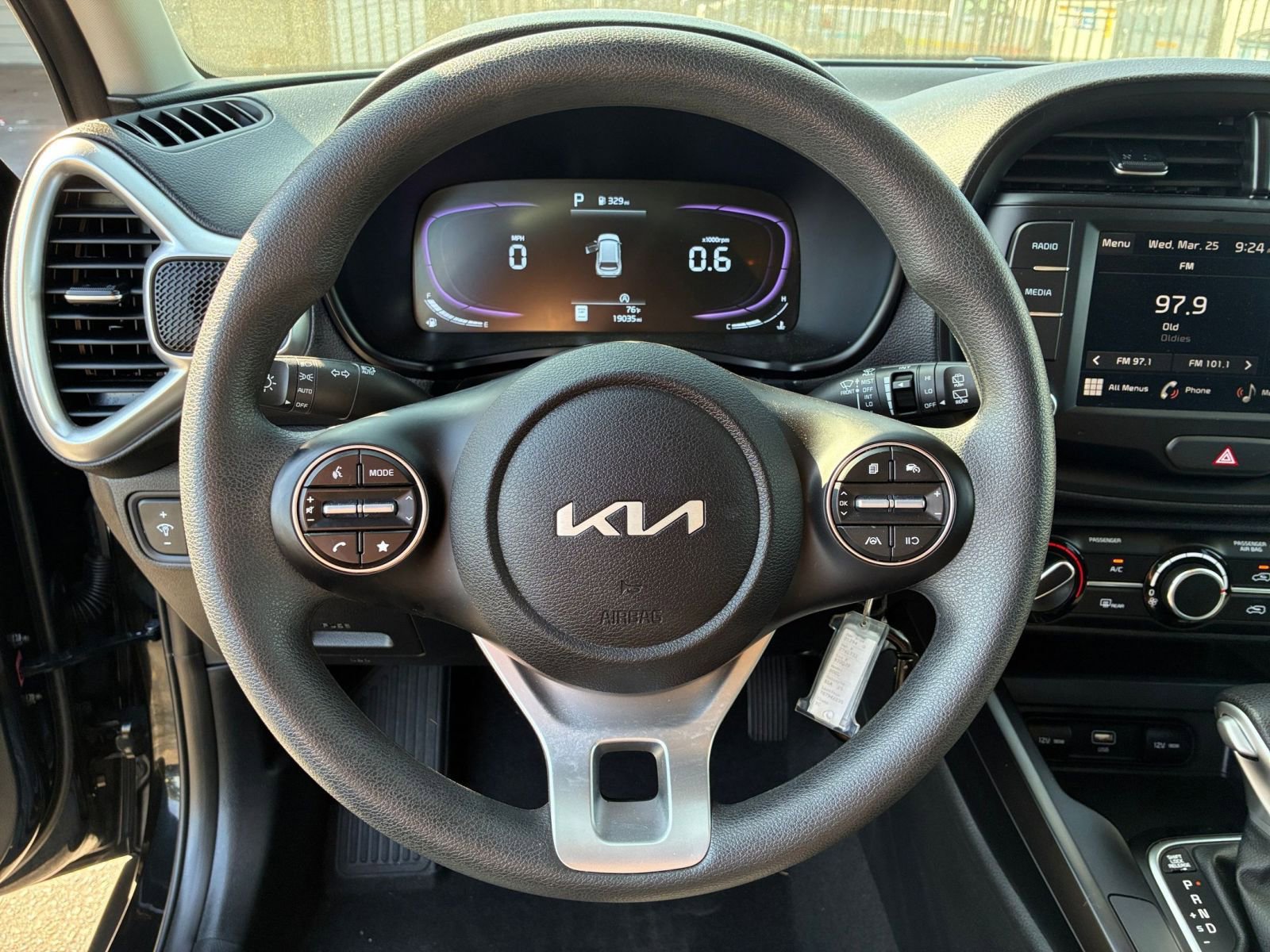 Thumbnail: 2025 Kia Soul - 25