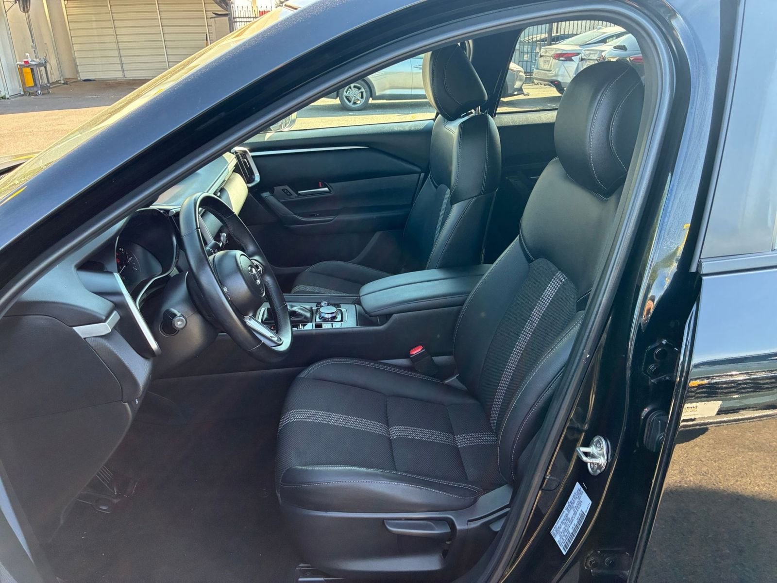 Thumbnail: 2025 Mazda CX-50 - 25