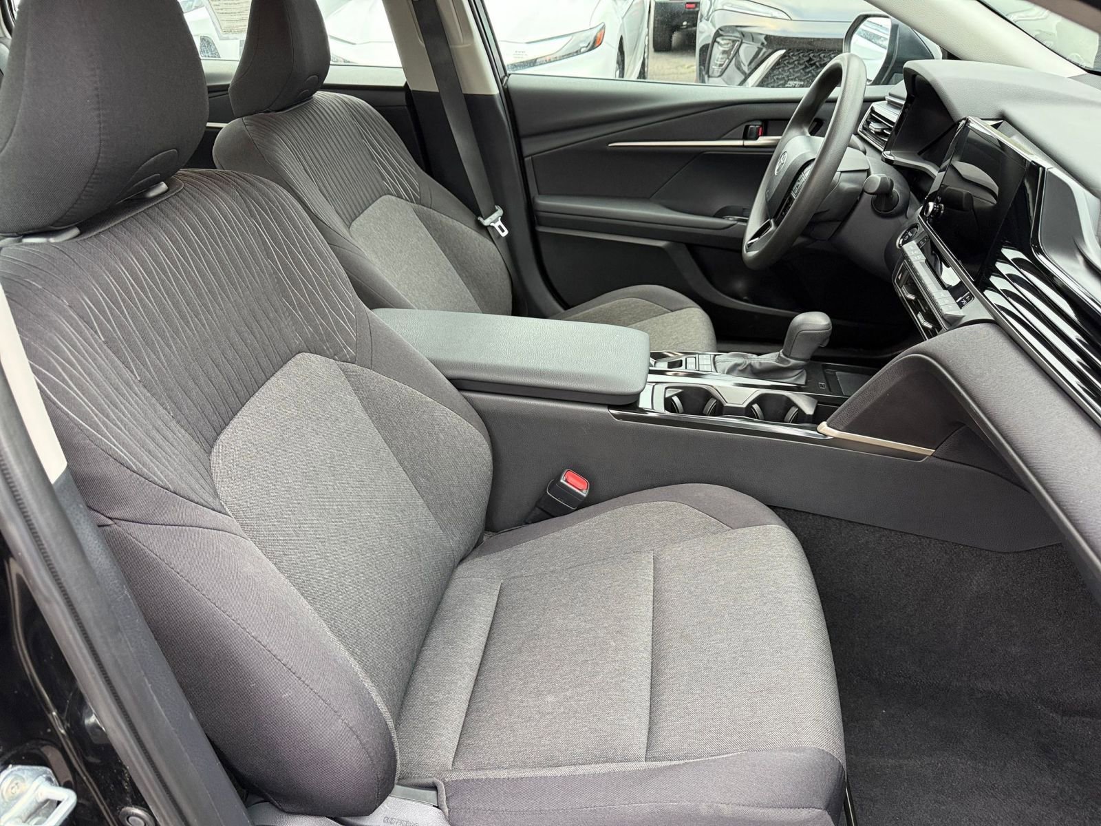 Thumbnail: 2025 Toyota Camry - 34