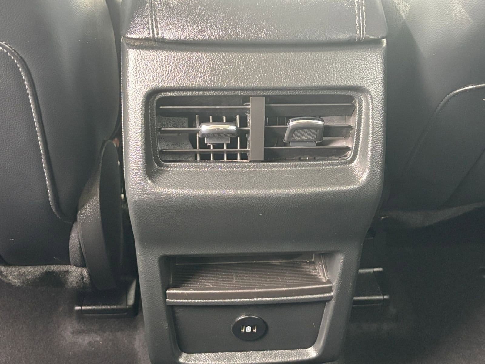 2023 Ford Edge SEL 25