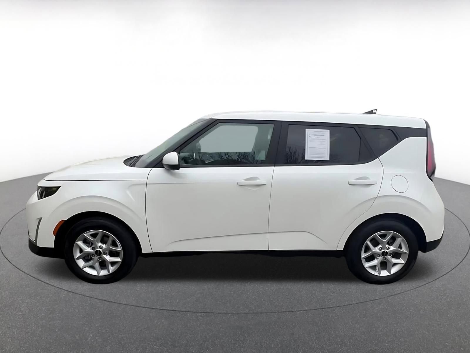 Thumbnail: 2025 Kia Soul - 9