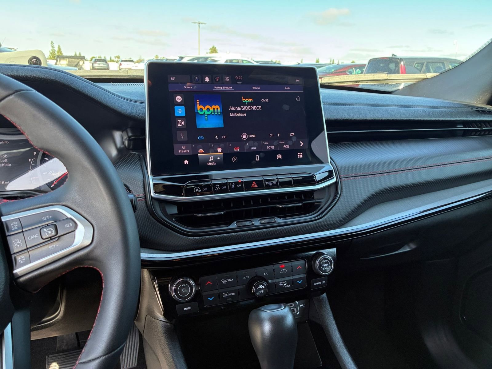 Thumbnail: 2025 Jeep Compass - 17