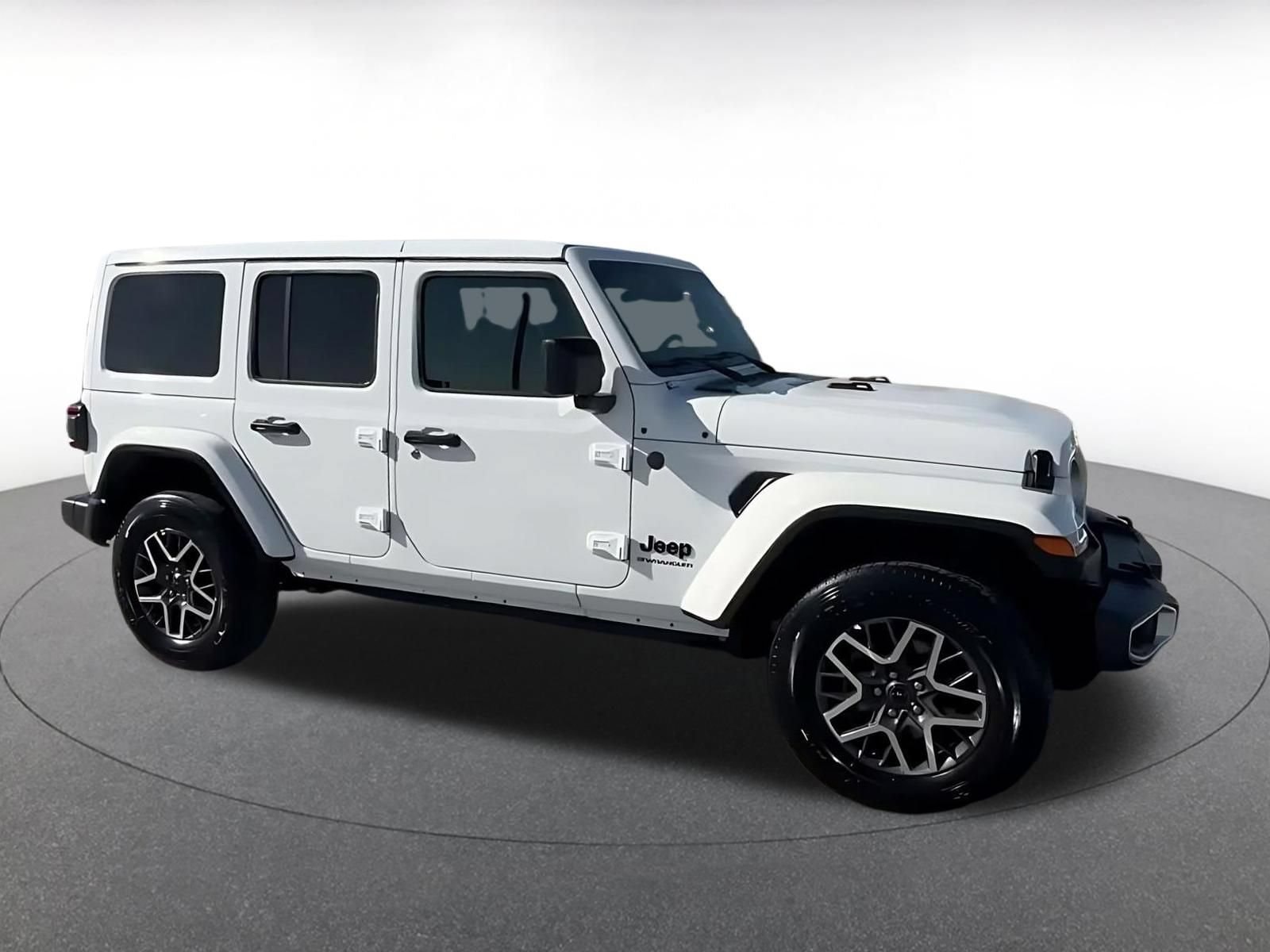Thumbnail: 2025 Jeep Wrangler - 15