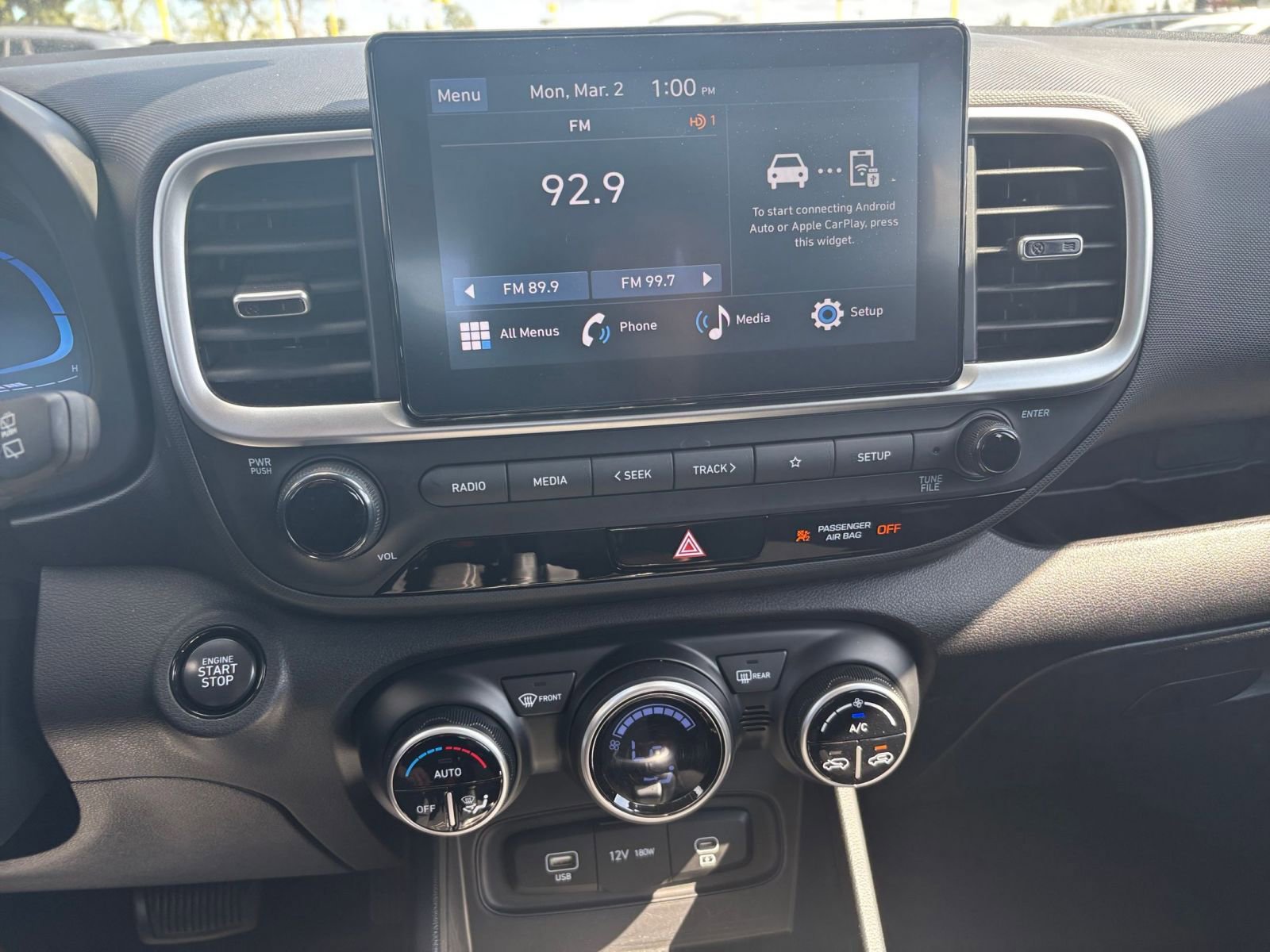 Thumbnail: 2025 Hyundai Venue - 17