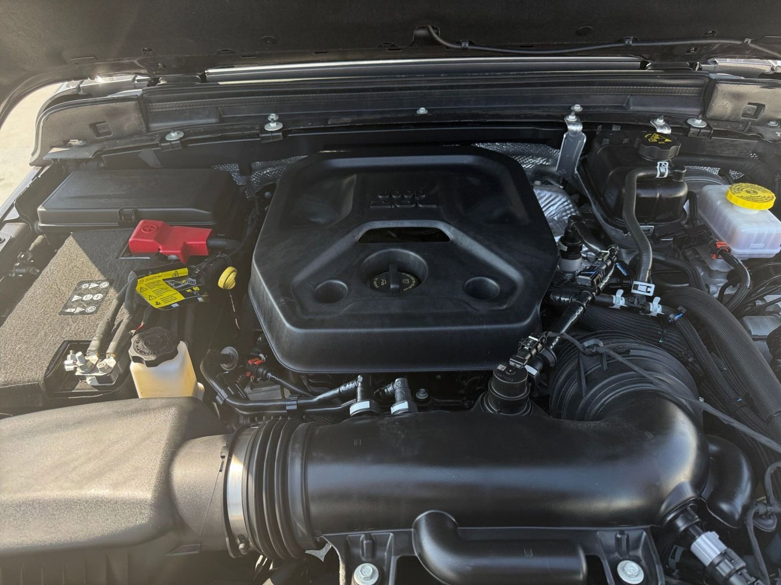 Thumbnail: 2025 Jeep Wrangler - 31