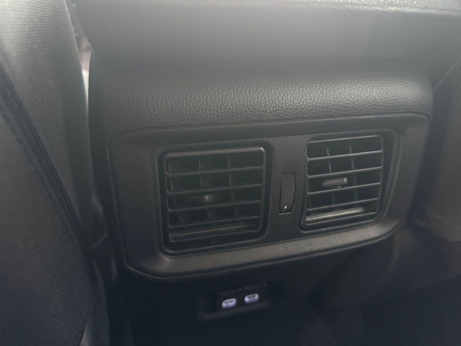 Thumbnail: 2025 Toyota RAV4 - 24