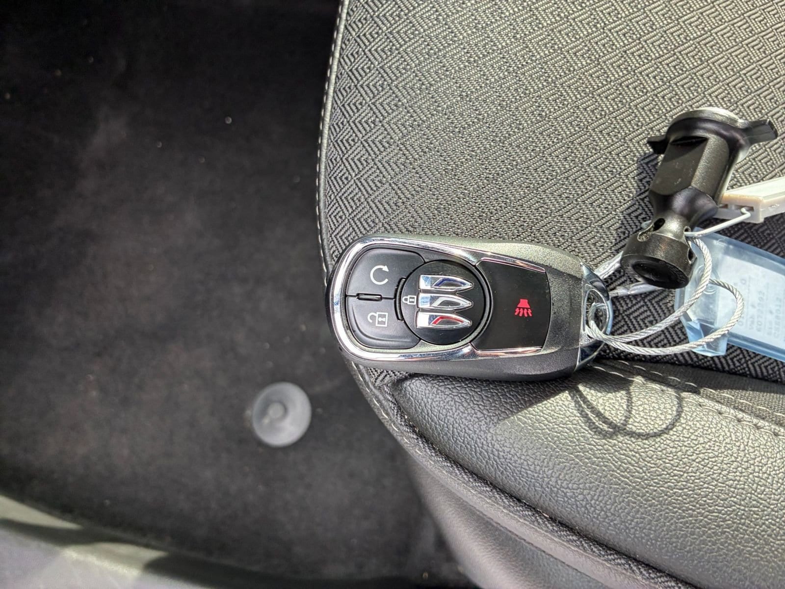 Thumbnail: 2025 Buick Encore GX - 21