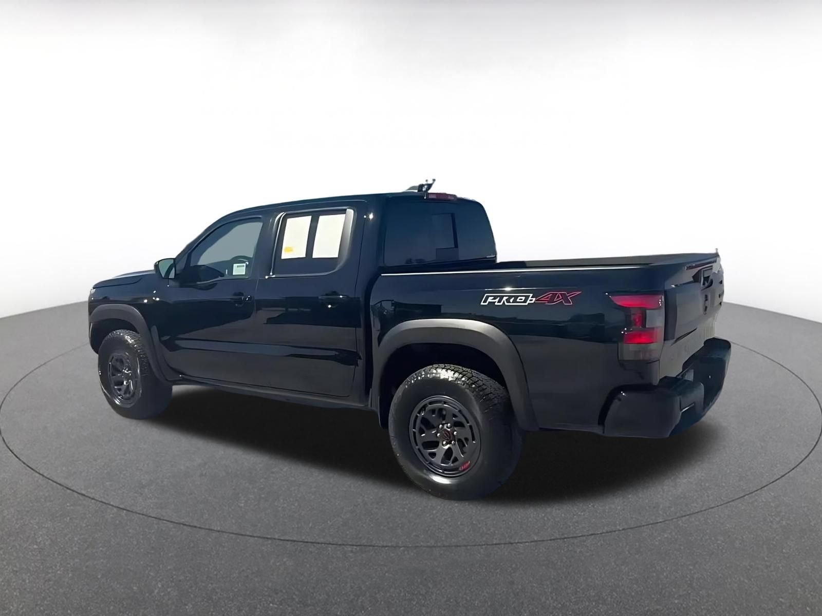 Thumbnail: 2026 Nissan Frontier - 8