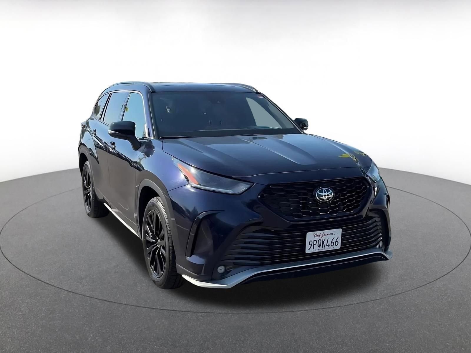 Thumbnail: 2025 Toyota Highlander - 3