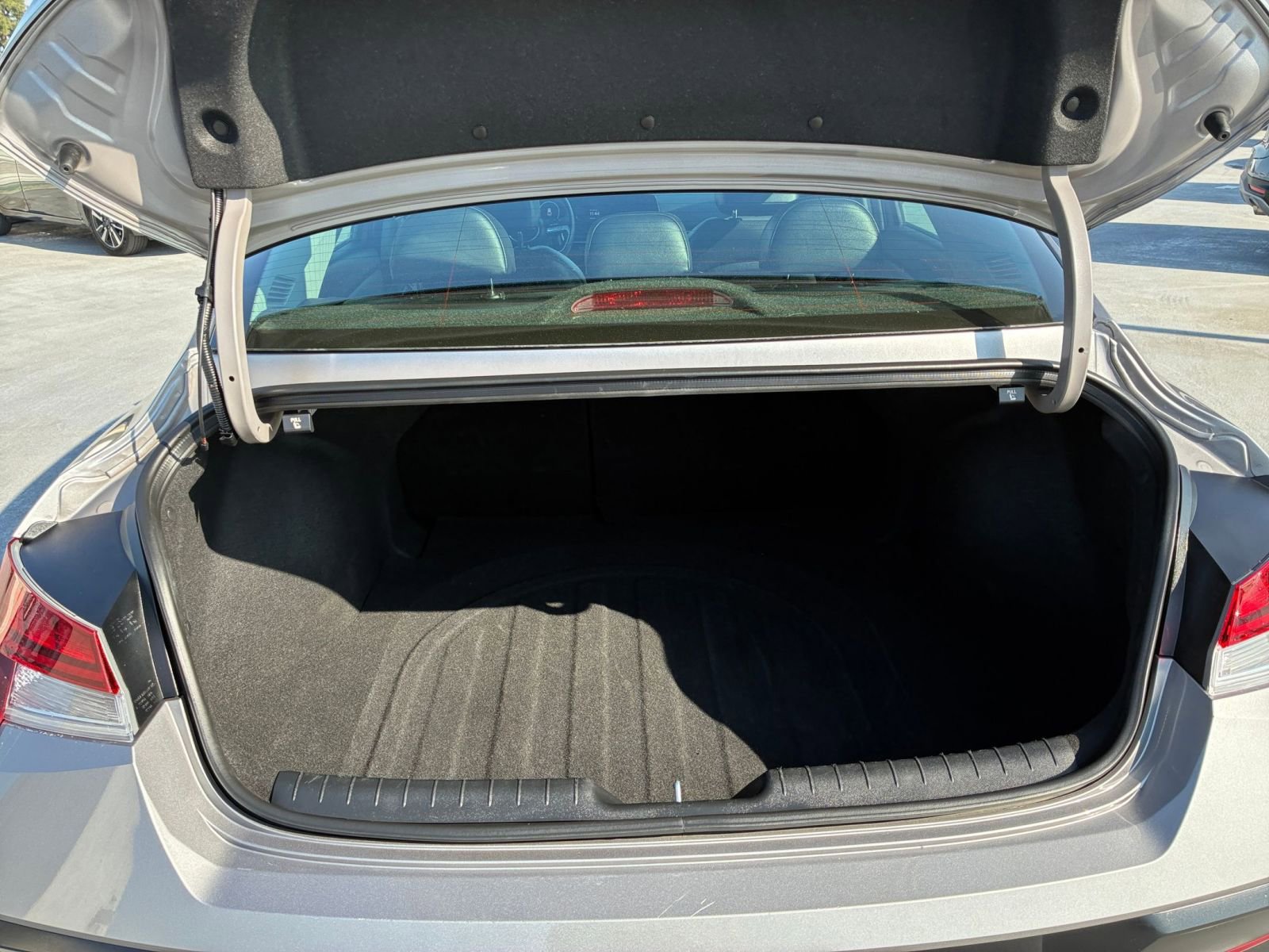 Thumbnail: 2025 Hyundai Elantra - 33