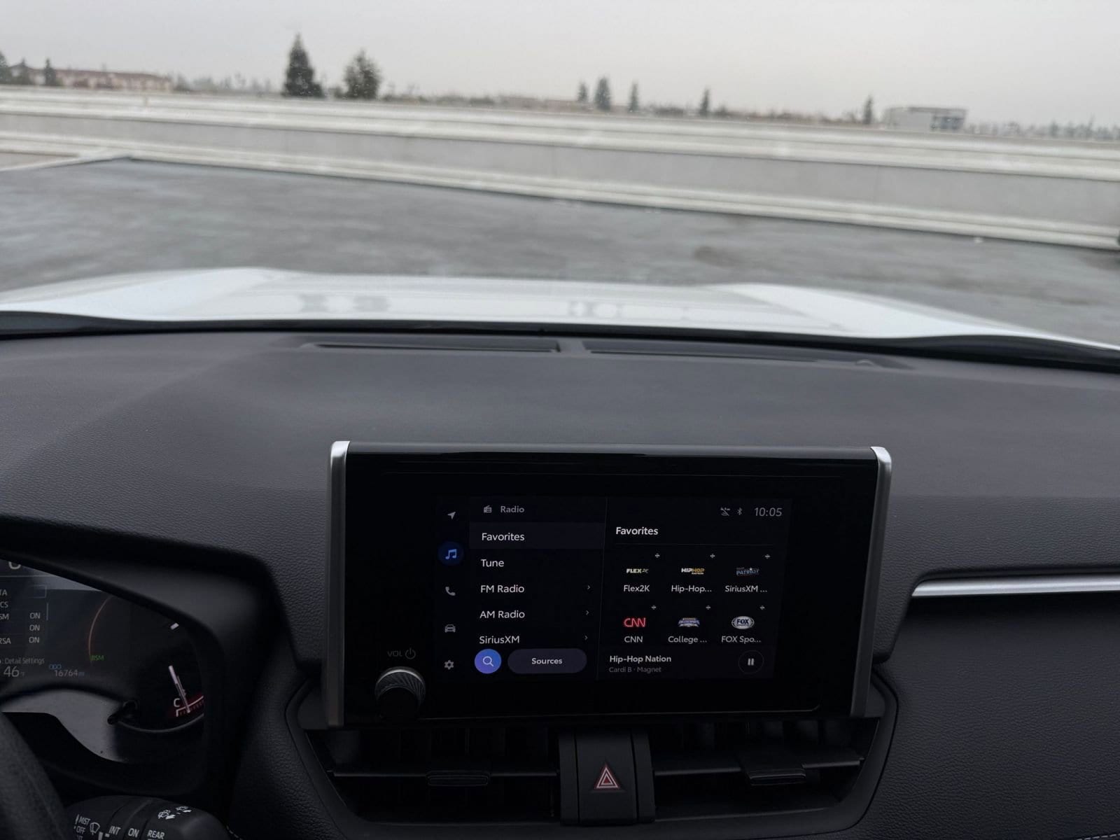 Thumbnail: 2025 Toyota RAV4 - 18