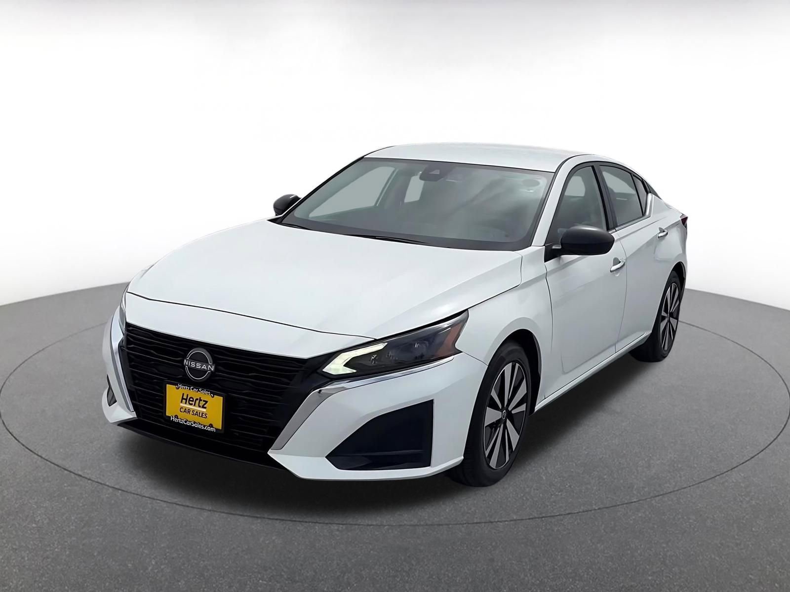 Thumbnail: 2025 Nissan Altima - 7