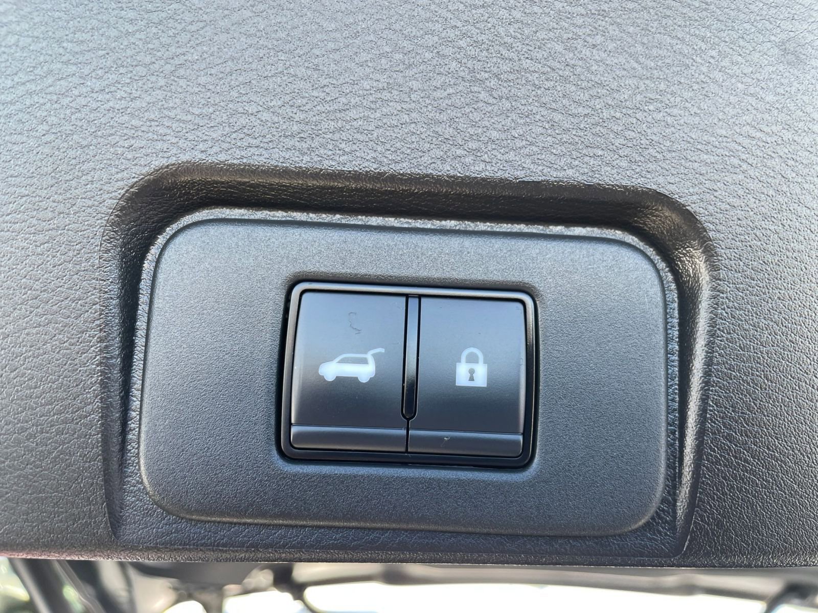 Thumbnail: 2025 Nissan Rogue - 23