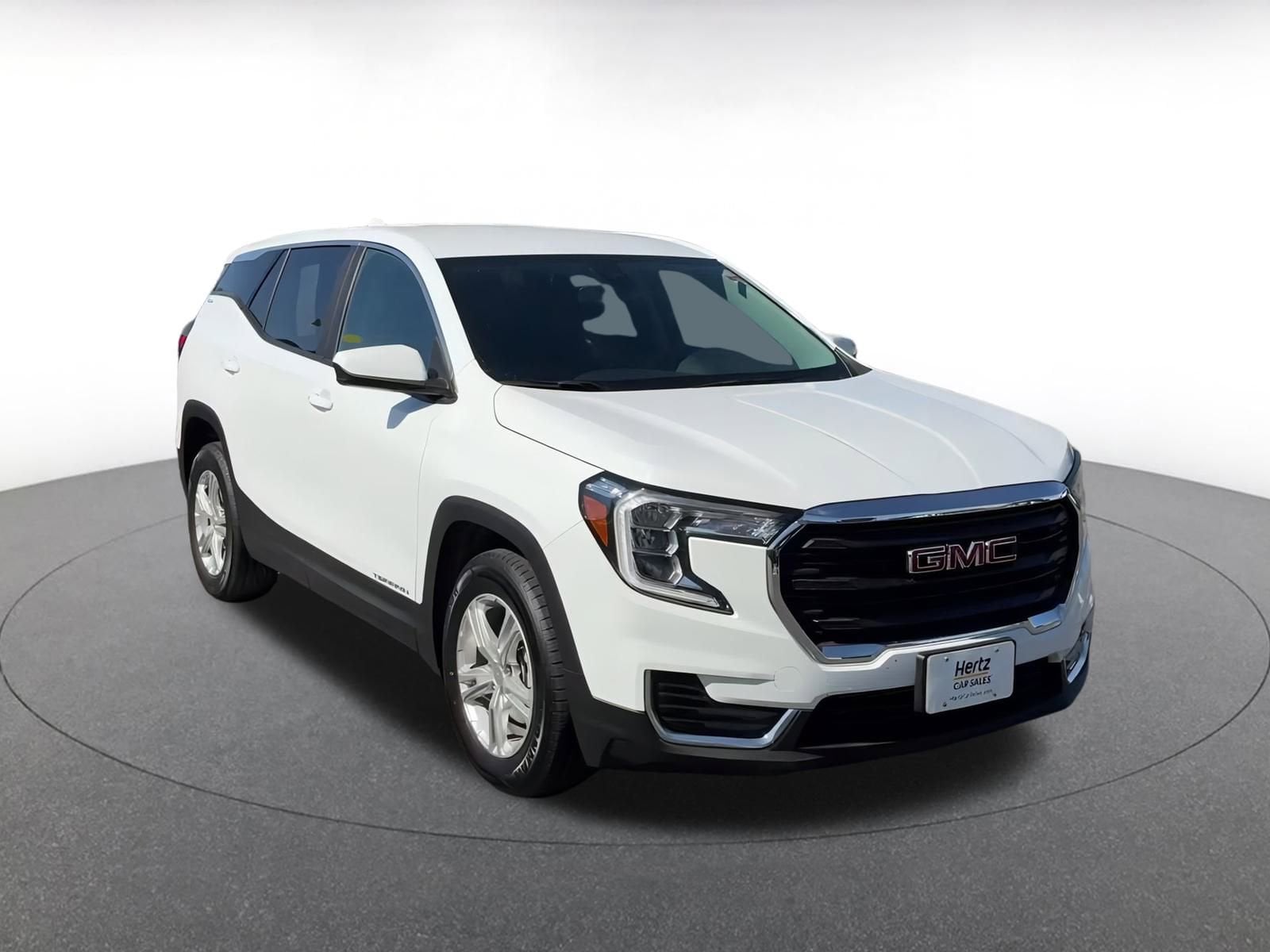 Thumbnail: 2024 GMC Terrain - 3