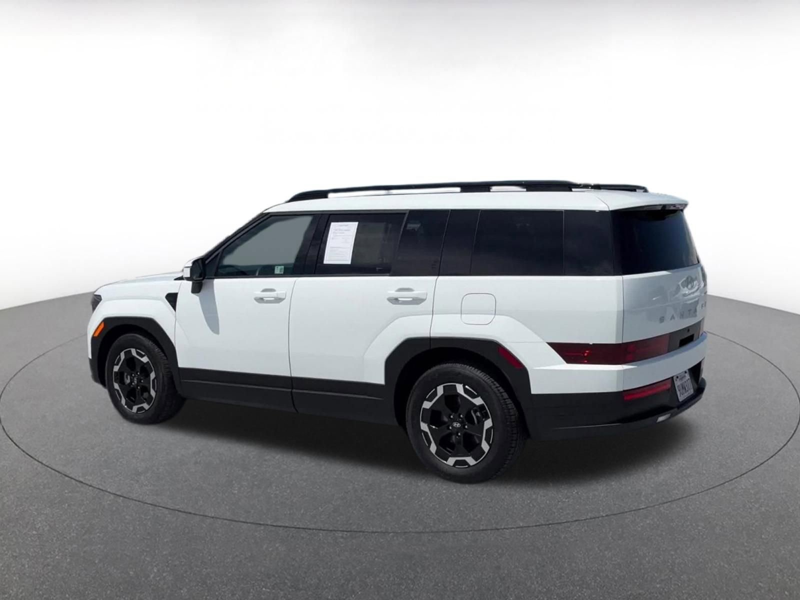 Thumbnail: 2025 Hyundai Santa Fe - 10