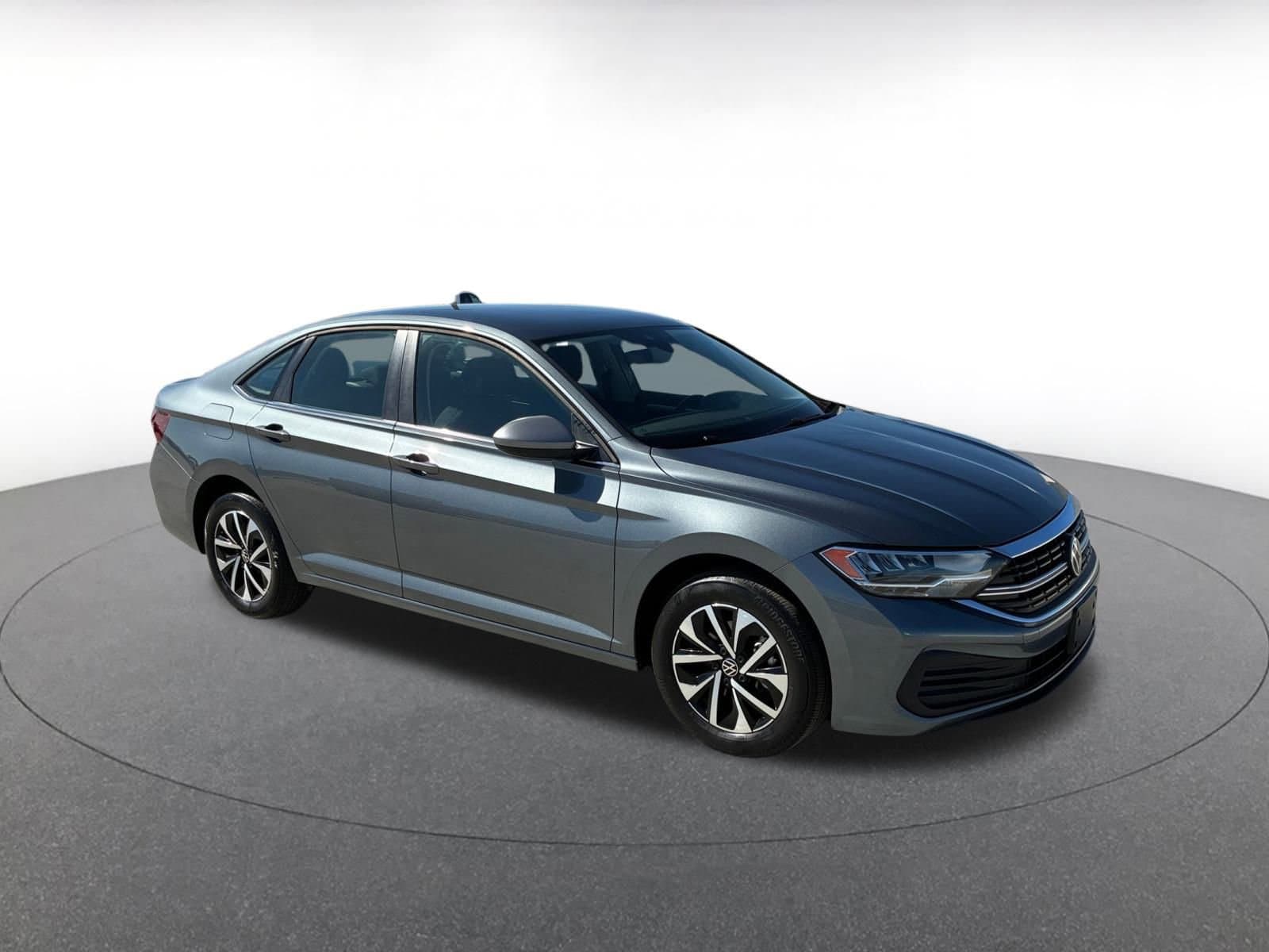 Thumbnail: 2024 Volkswagen Jetta - 1