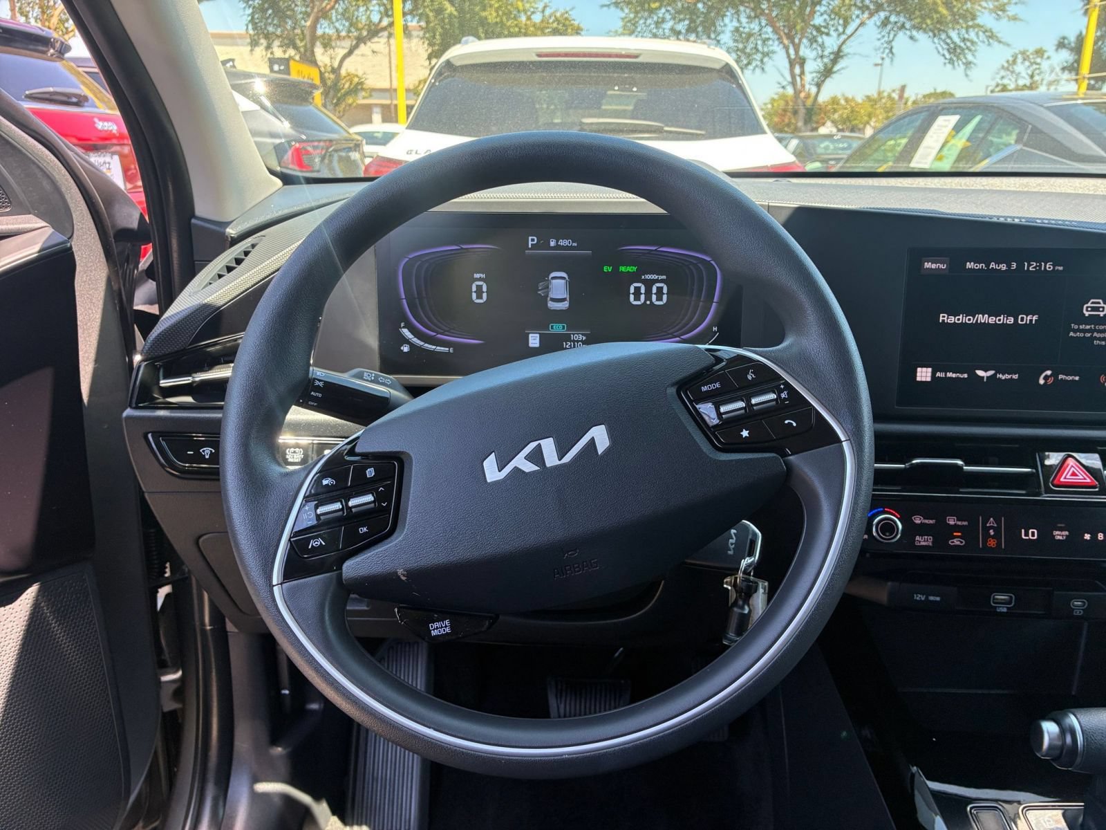 Thumbnail: 2026 Kia Niro - 25