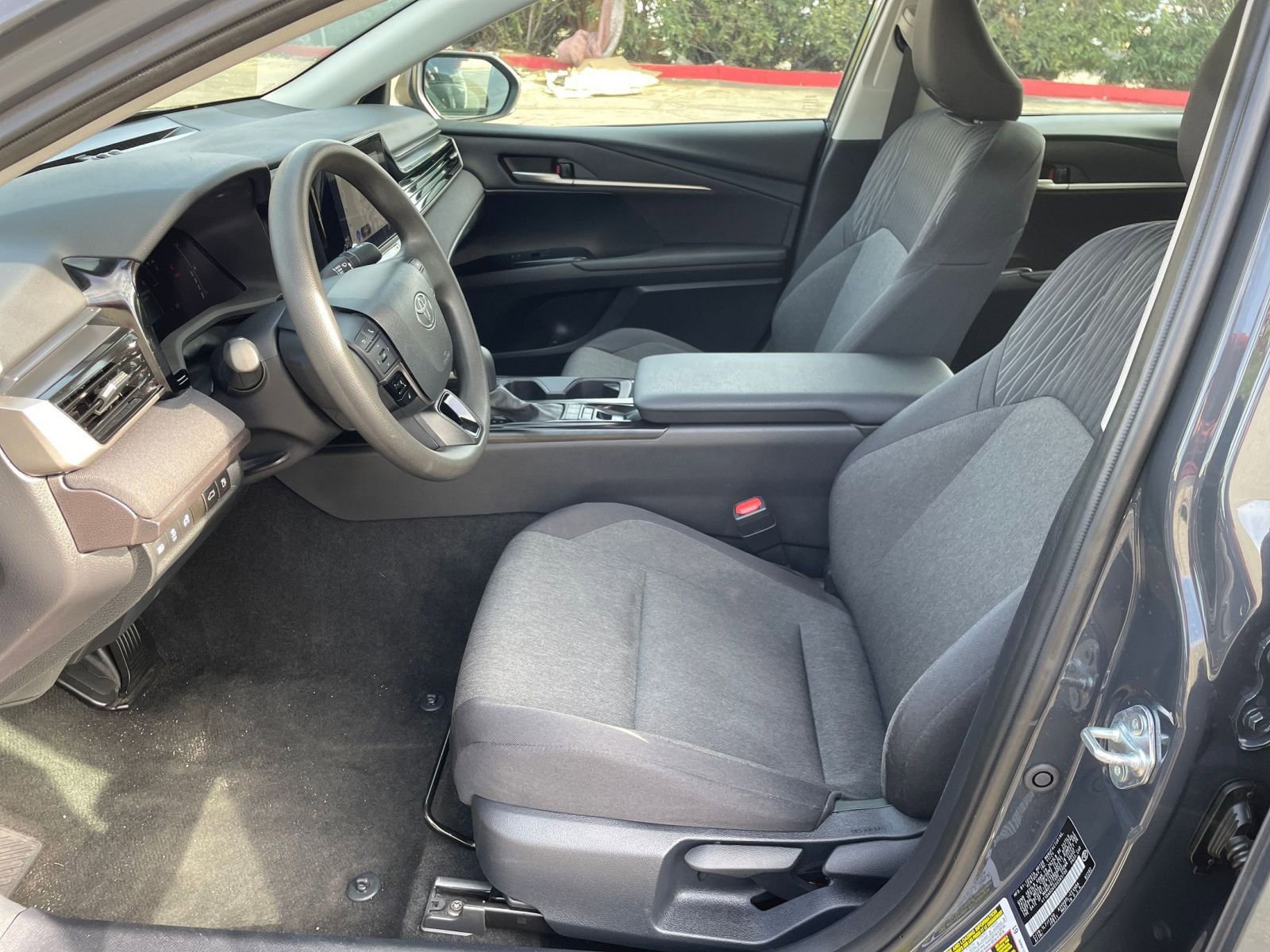 Thumbnail: 2025 Toyota Camry - 24