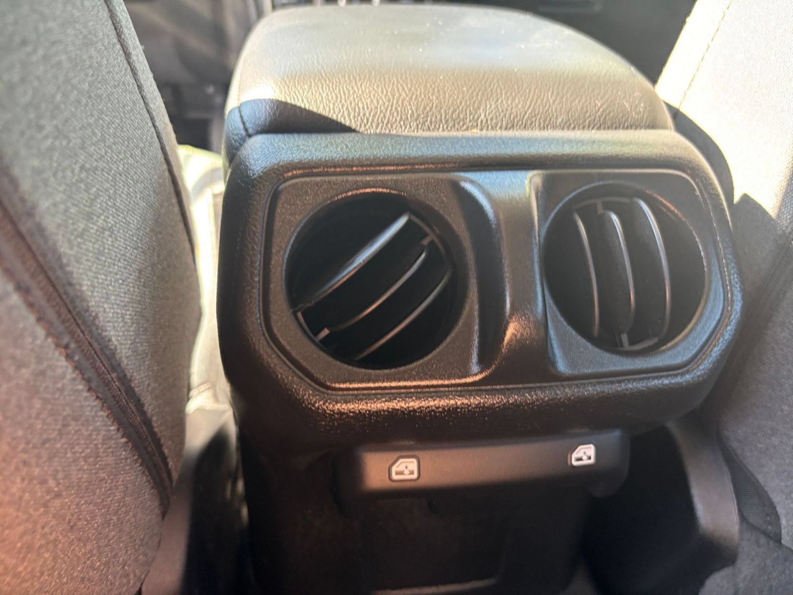 Thumbnail: 2025 Jeep Wrangler - 22