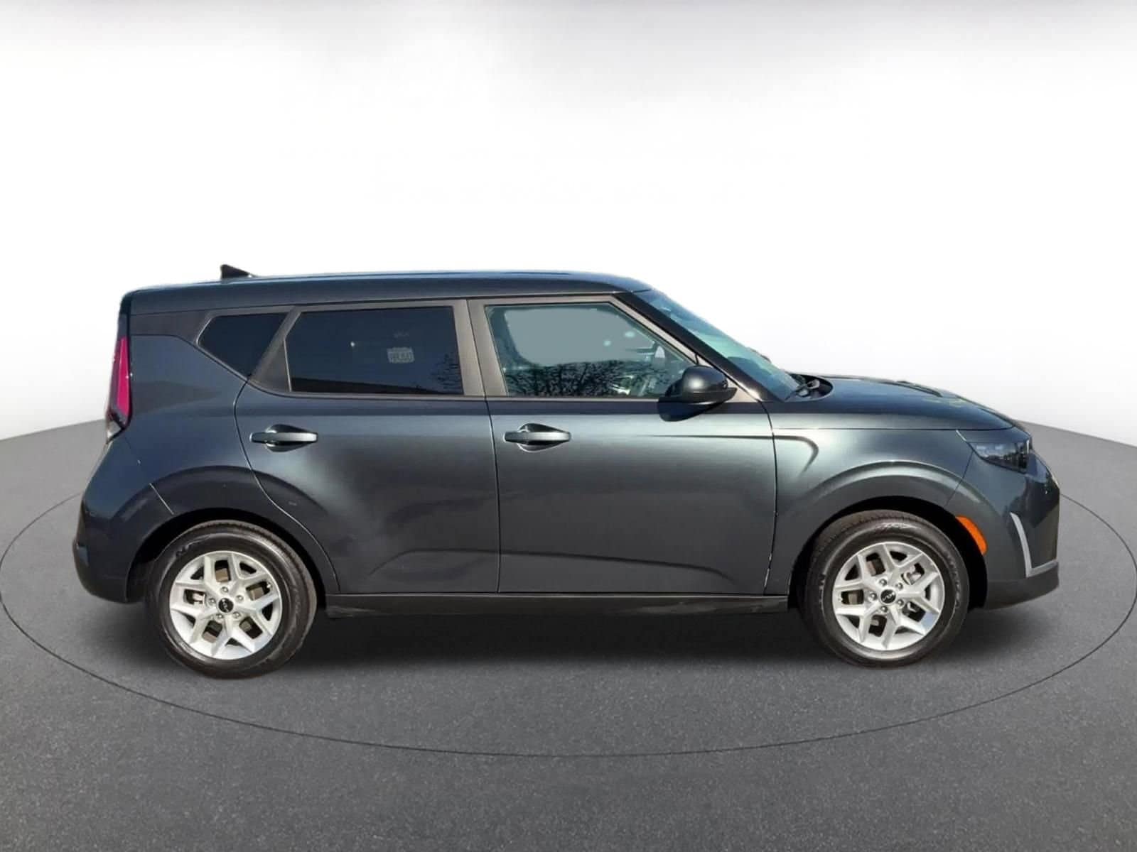 Thumbnail: 2025 Kia Soul - 16