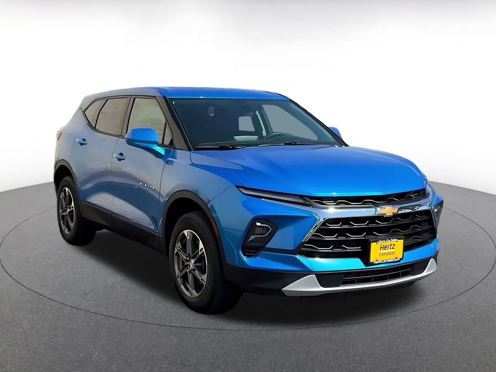 Thumbnail: 2026 Chevrolet Blazer - 3