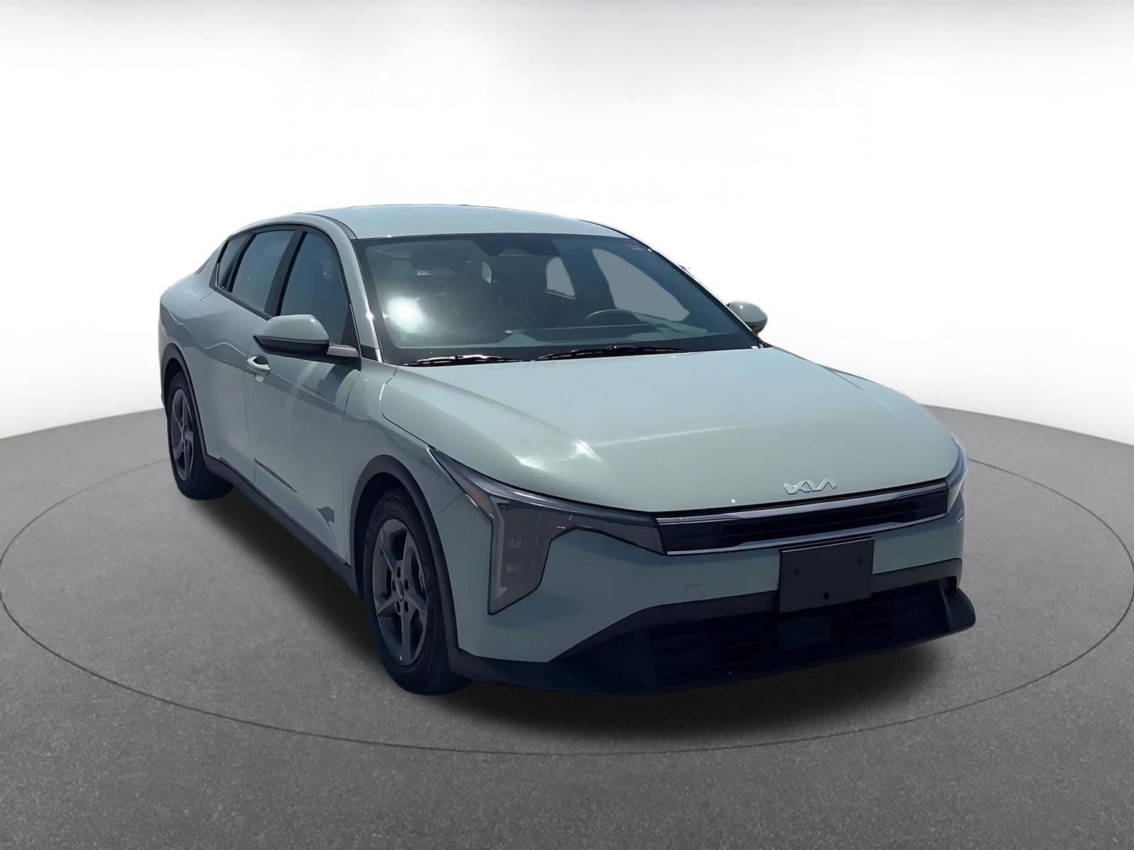 Thumbnail: 2025 Kia K4 - 3