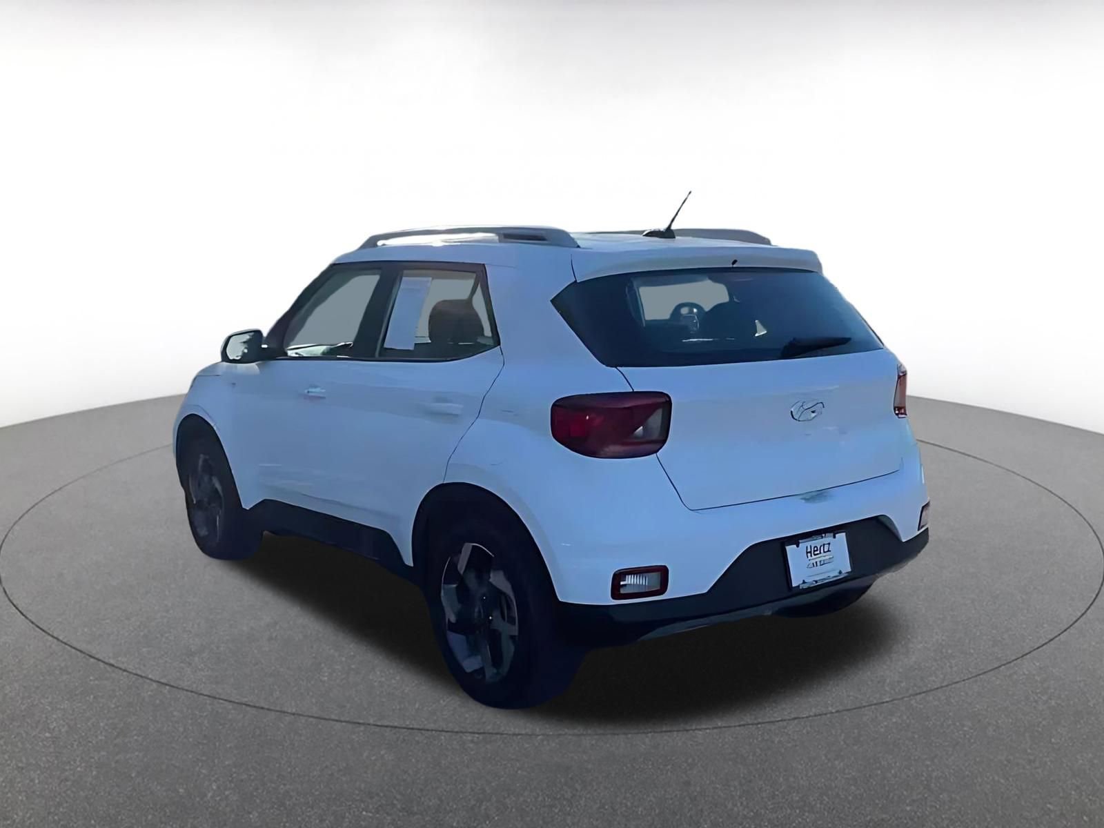 Thumbnail: 2025 Hyundai Venue - 9