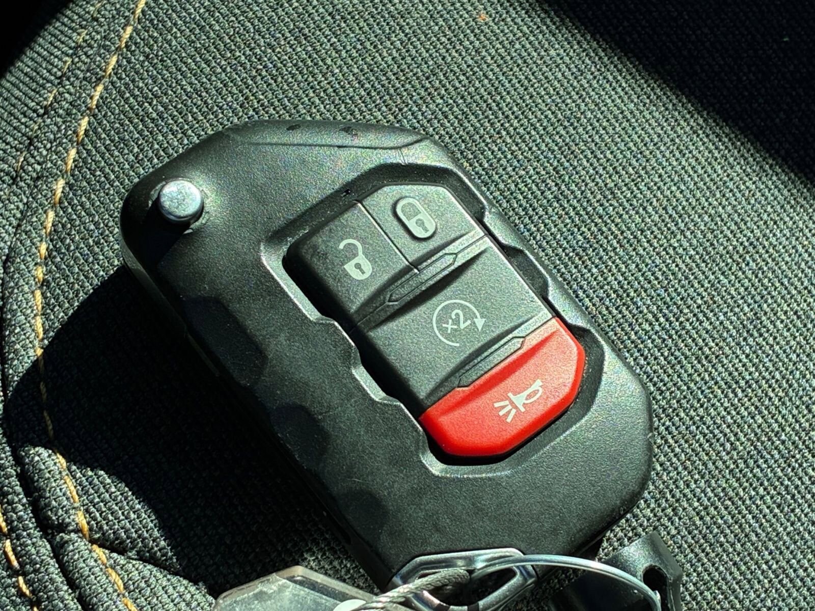 Thumbnail: 2025 Jeep Wrangler - 24