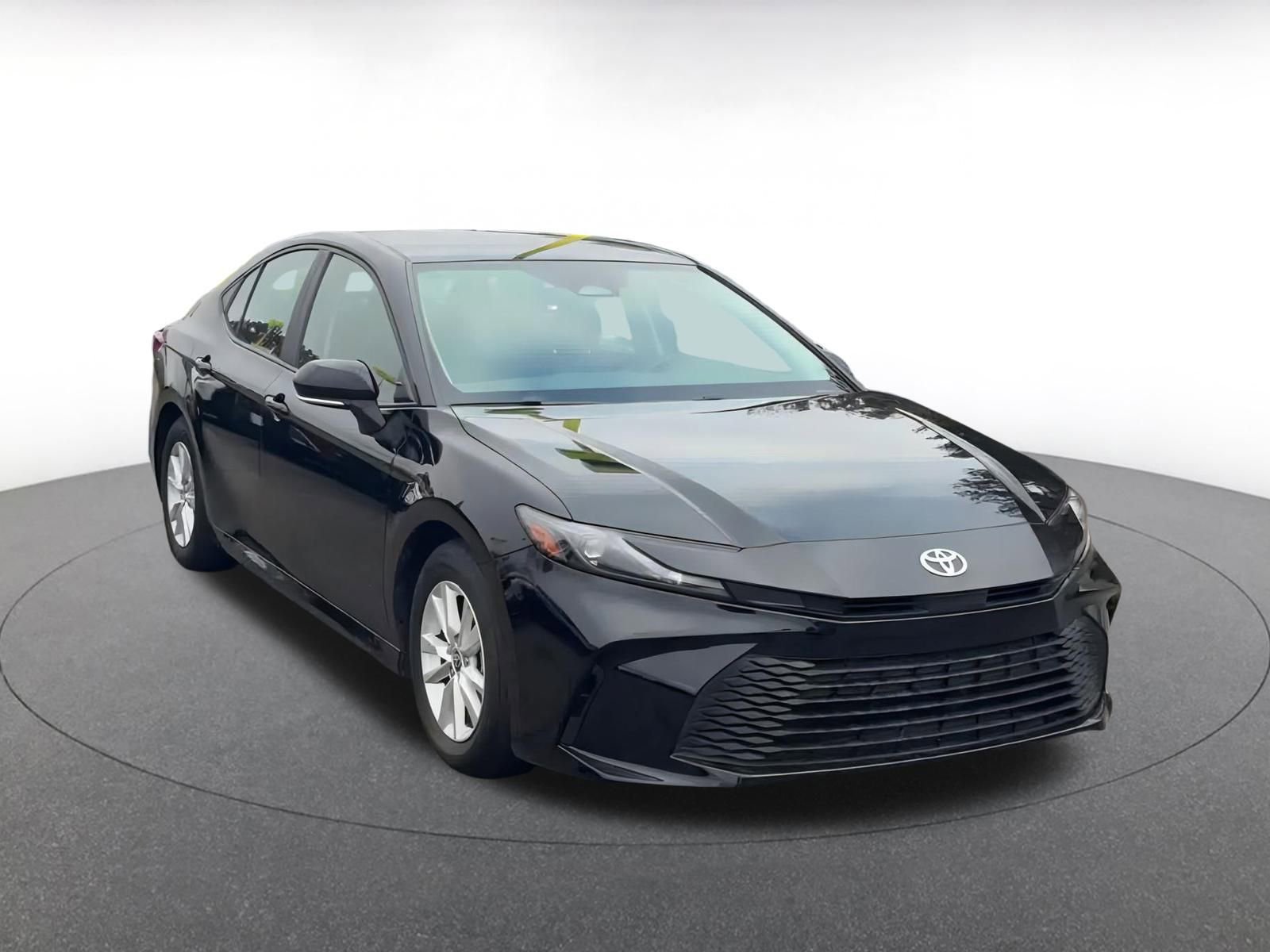 Thumbnail: 2025 Toyota Camry - 3