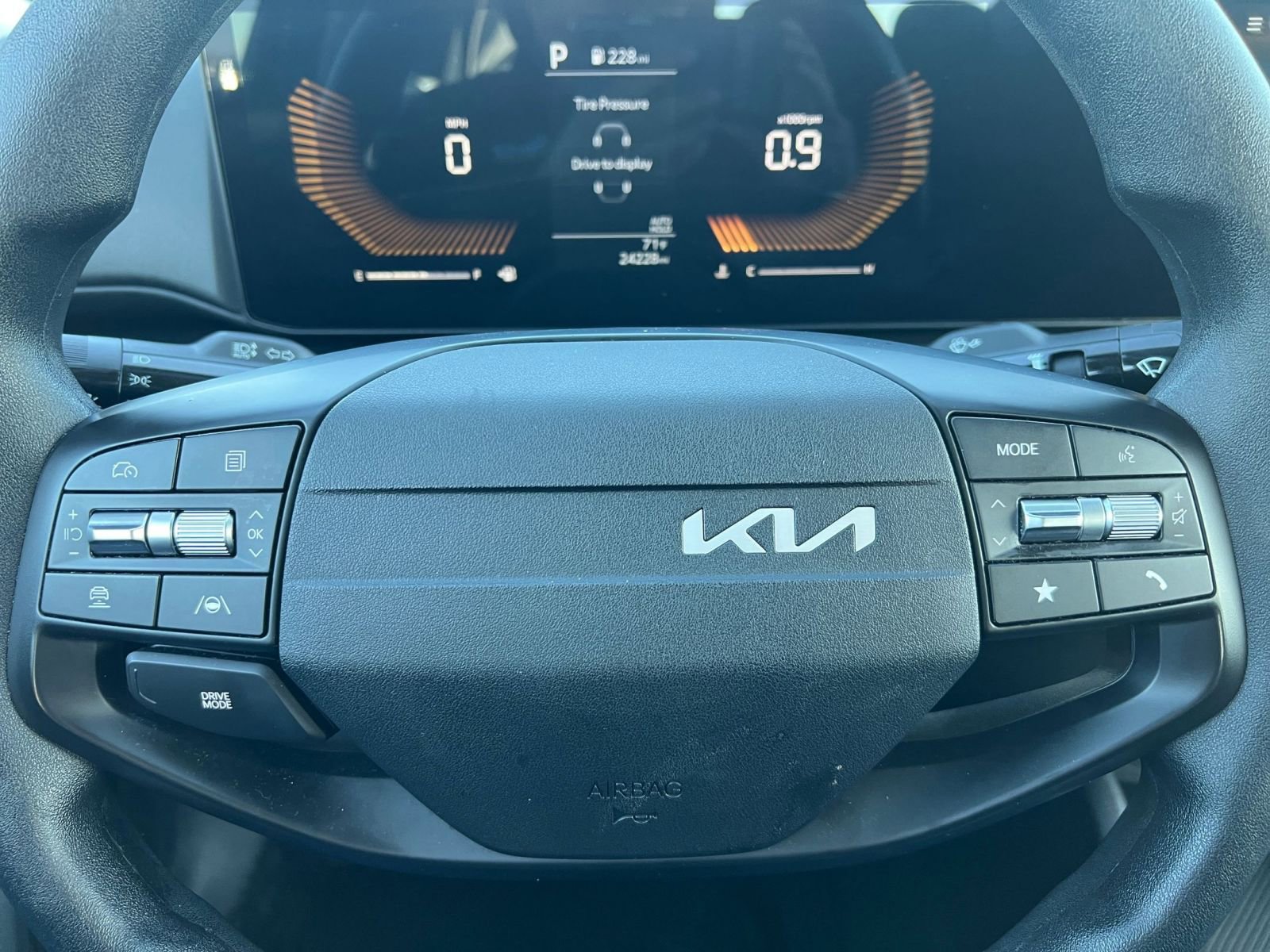 Thumbnail: 2025 Kia K4 - 25