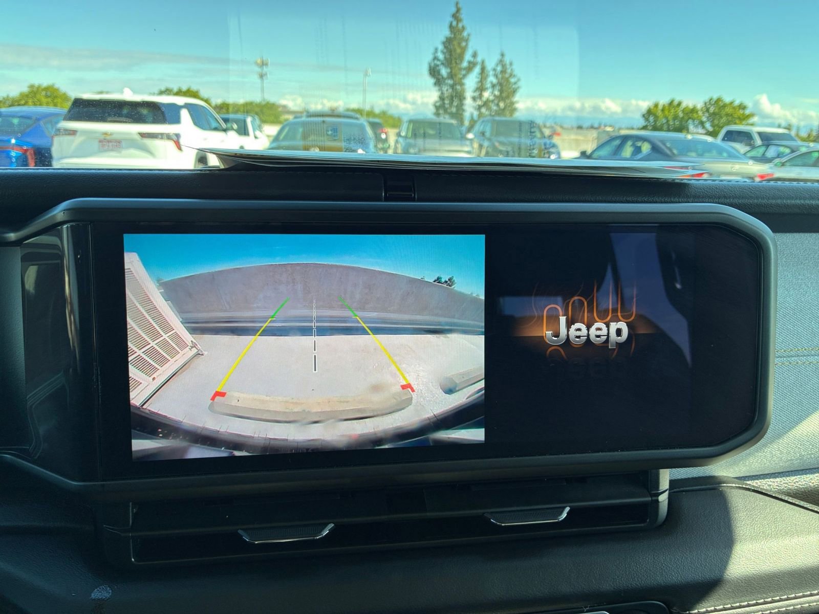 Thumbnail: 2025 Jeep Wrangler - 23