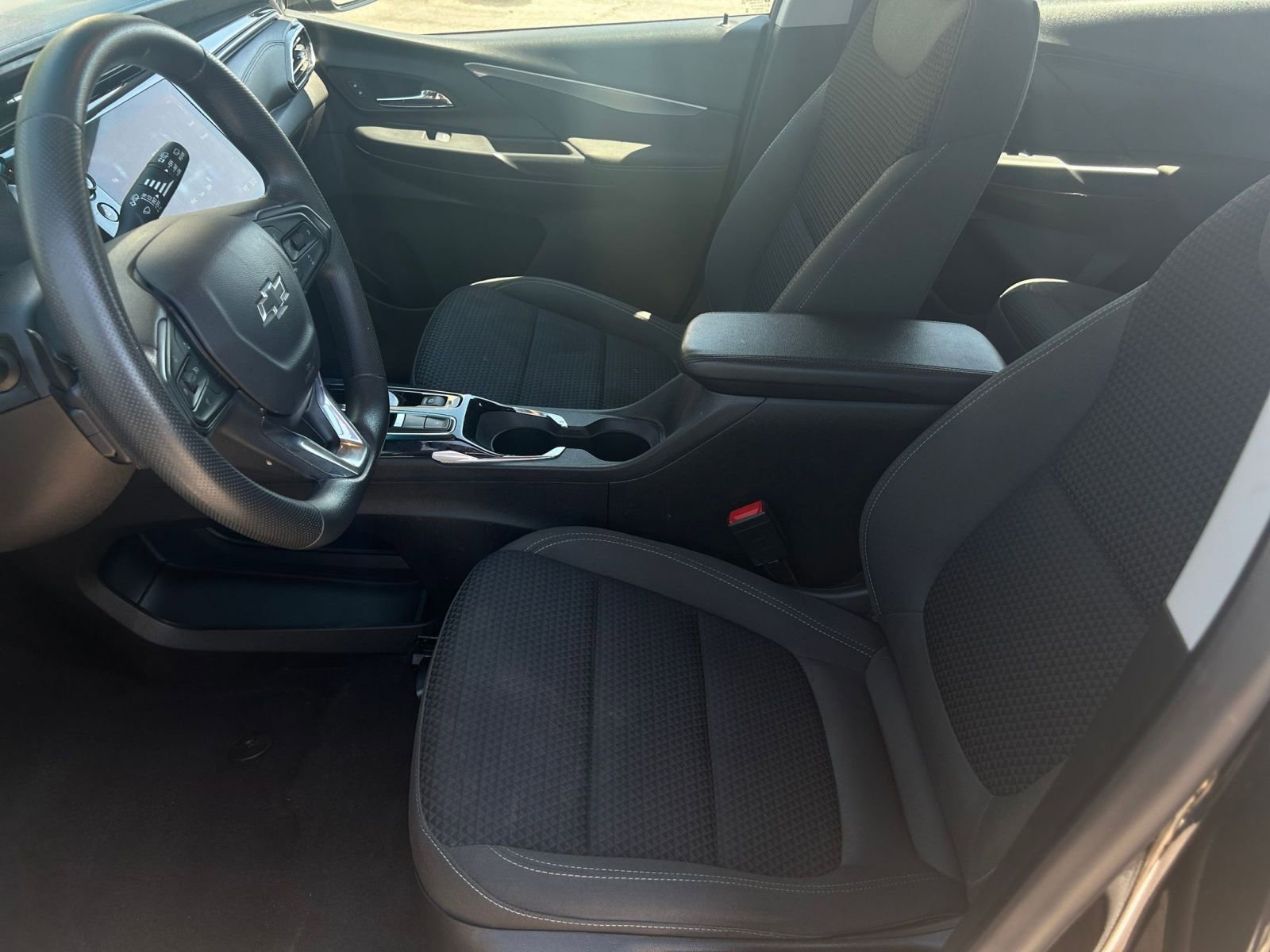 Thumbnail: 2023 Chevrolet Bolt EV - 31