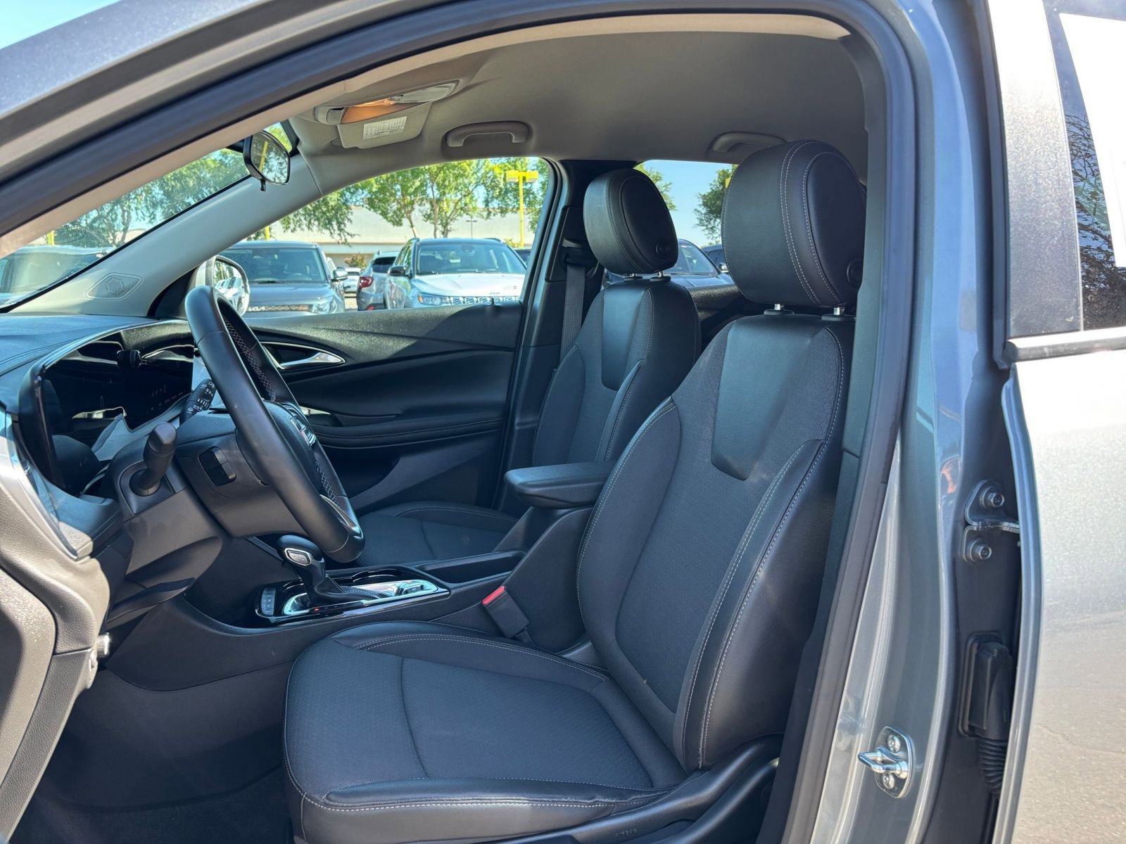 Thumbnail: 2025 Buick Encore GX - 25