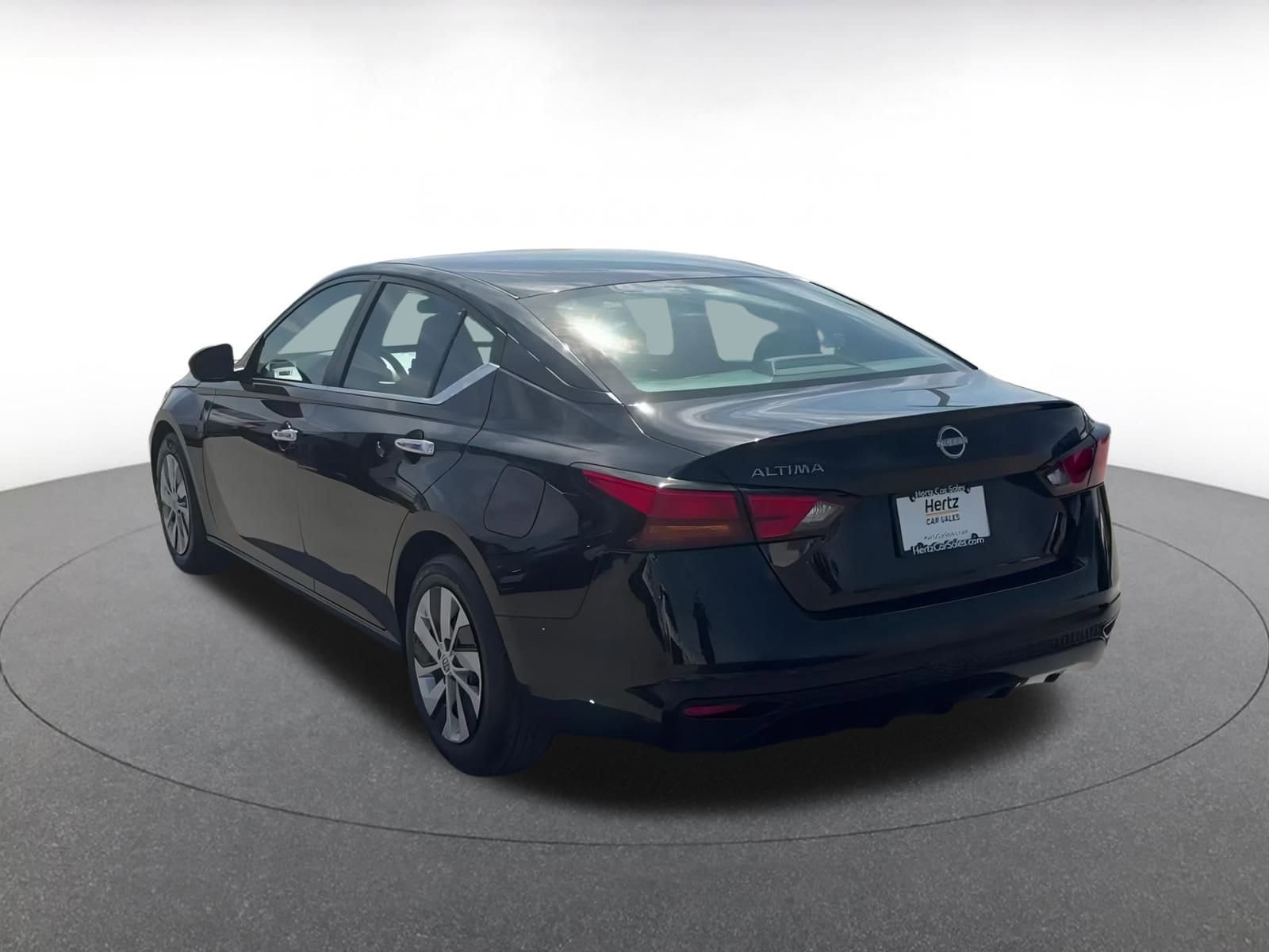 Thumbnail: 2023 Nissan Altima - 11