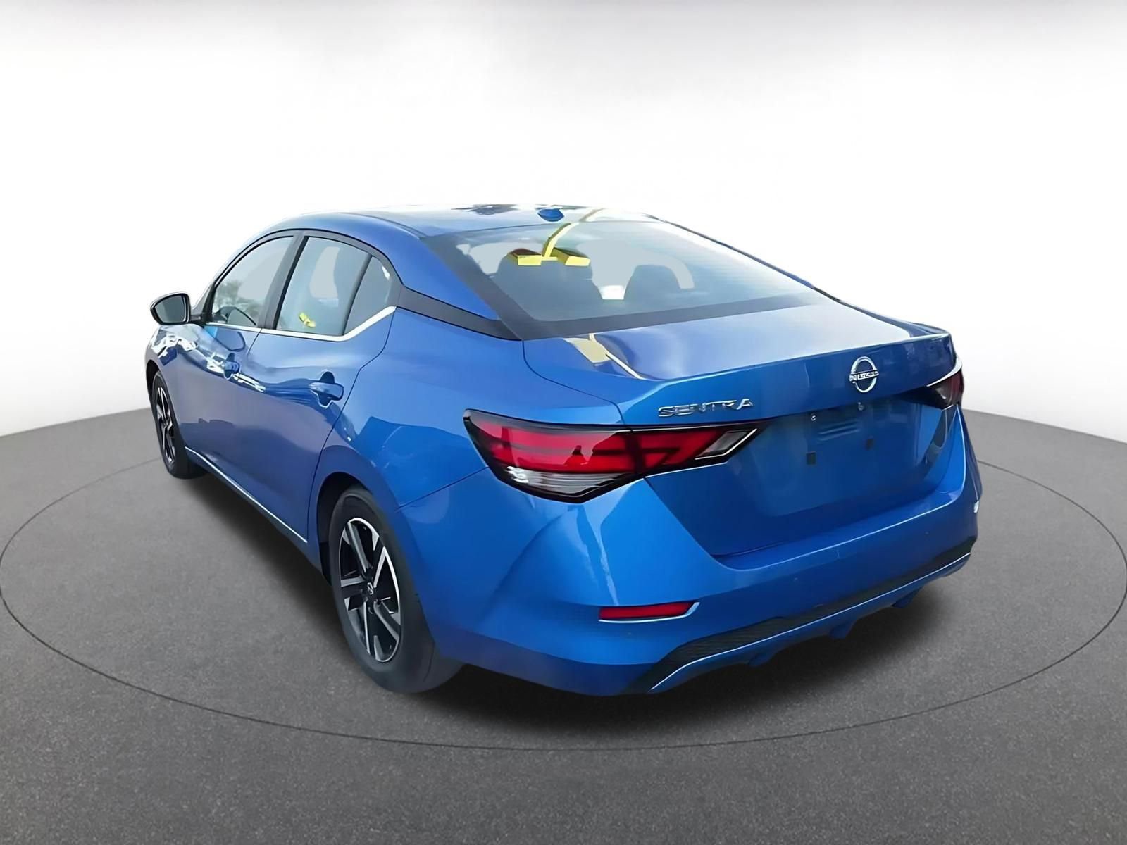 Thumbnail: 2025 Nissan Sentra - 10