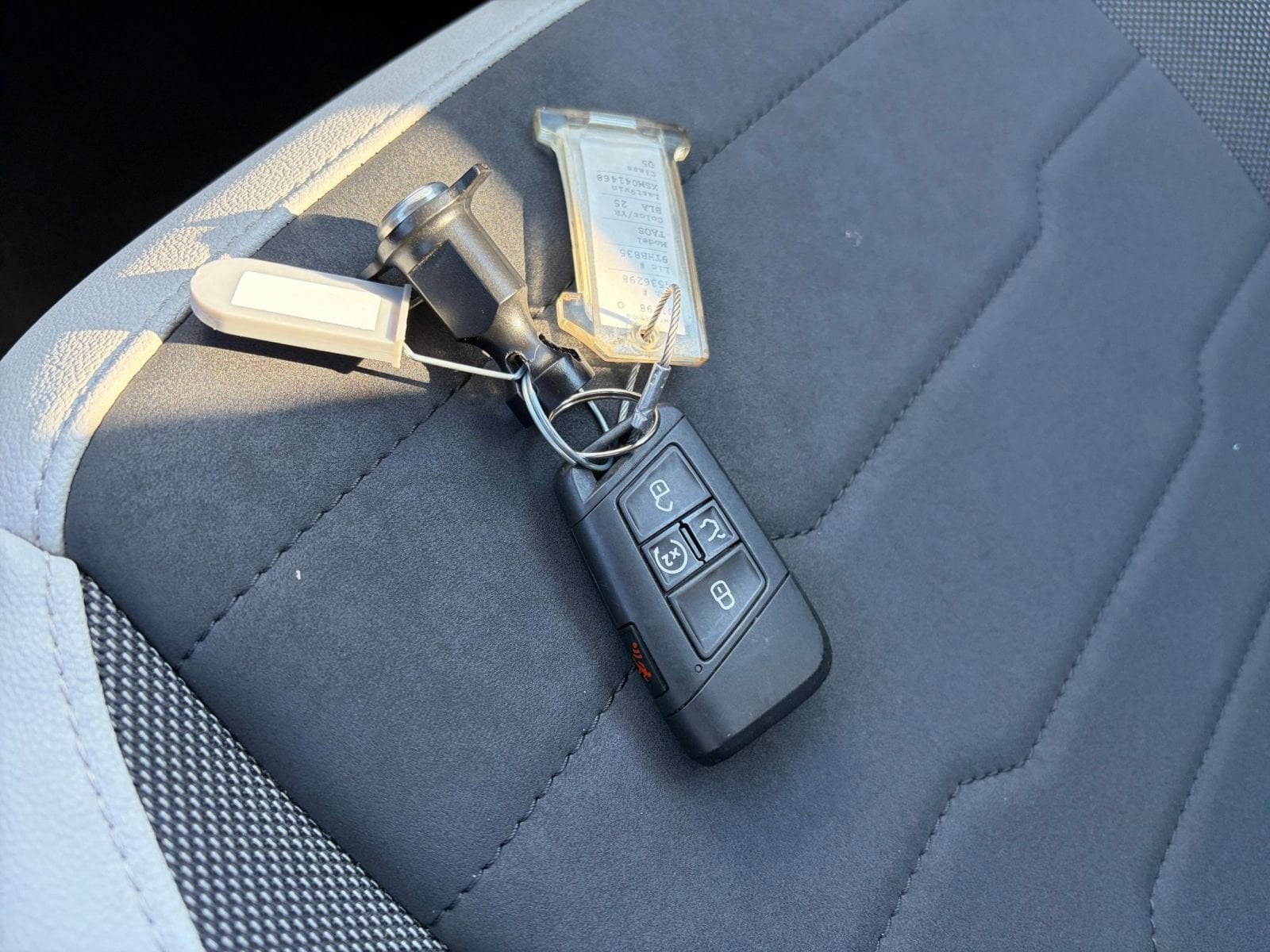 Thumbnail: 2025 Volkswagen Taos - 21