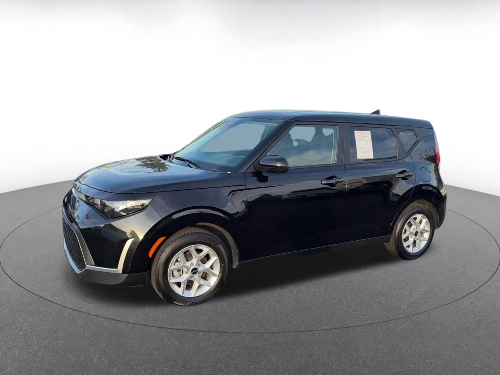 Thumbnail: 2025 Kia Soul - 8