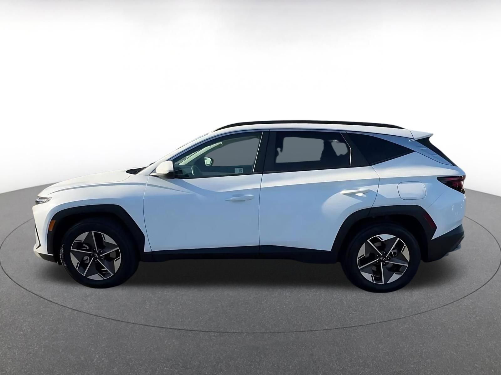 Thumbnail: 2025 Hyundai Tucson - 9