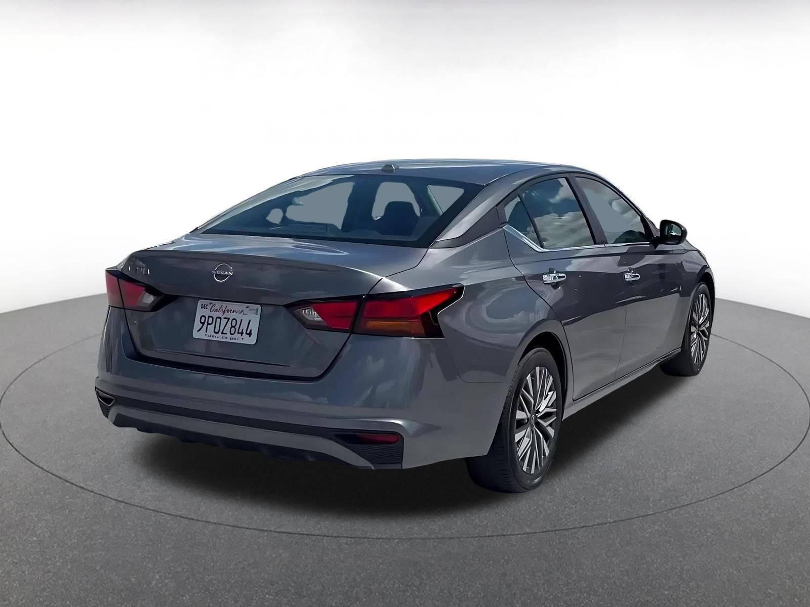 Thumbnail: 2025 Nissan Altima - 11